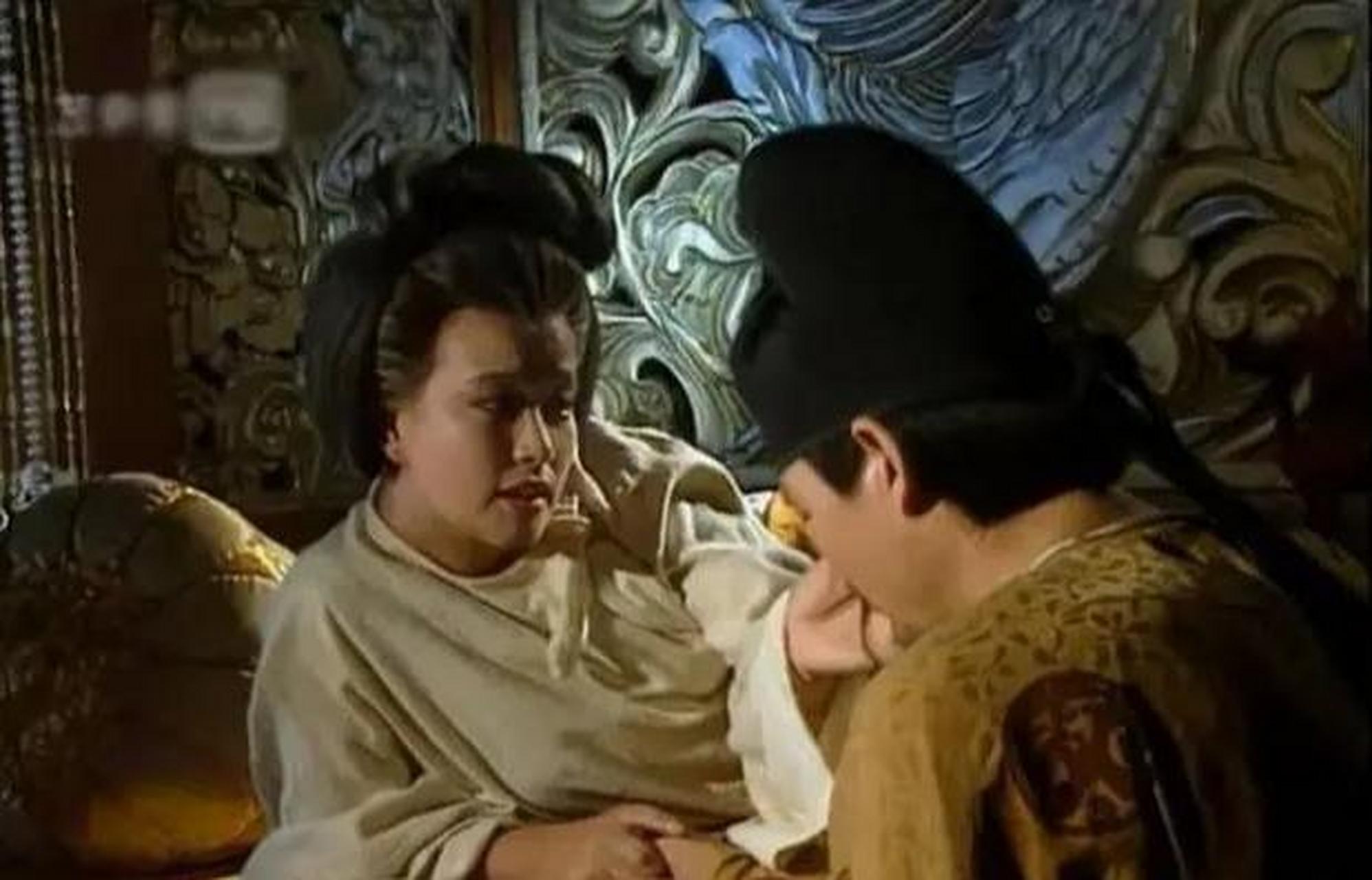 695年,武则天召见她的男宠薛怀义侍寝!