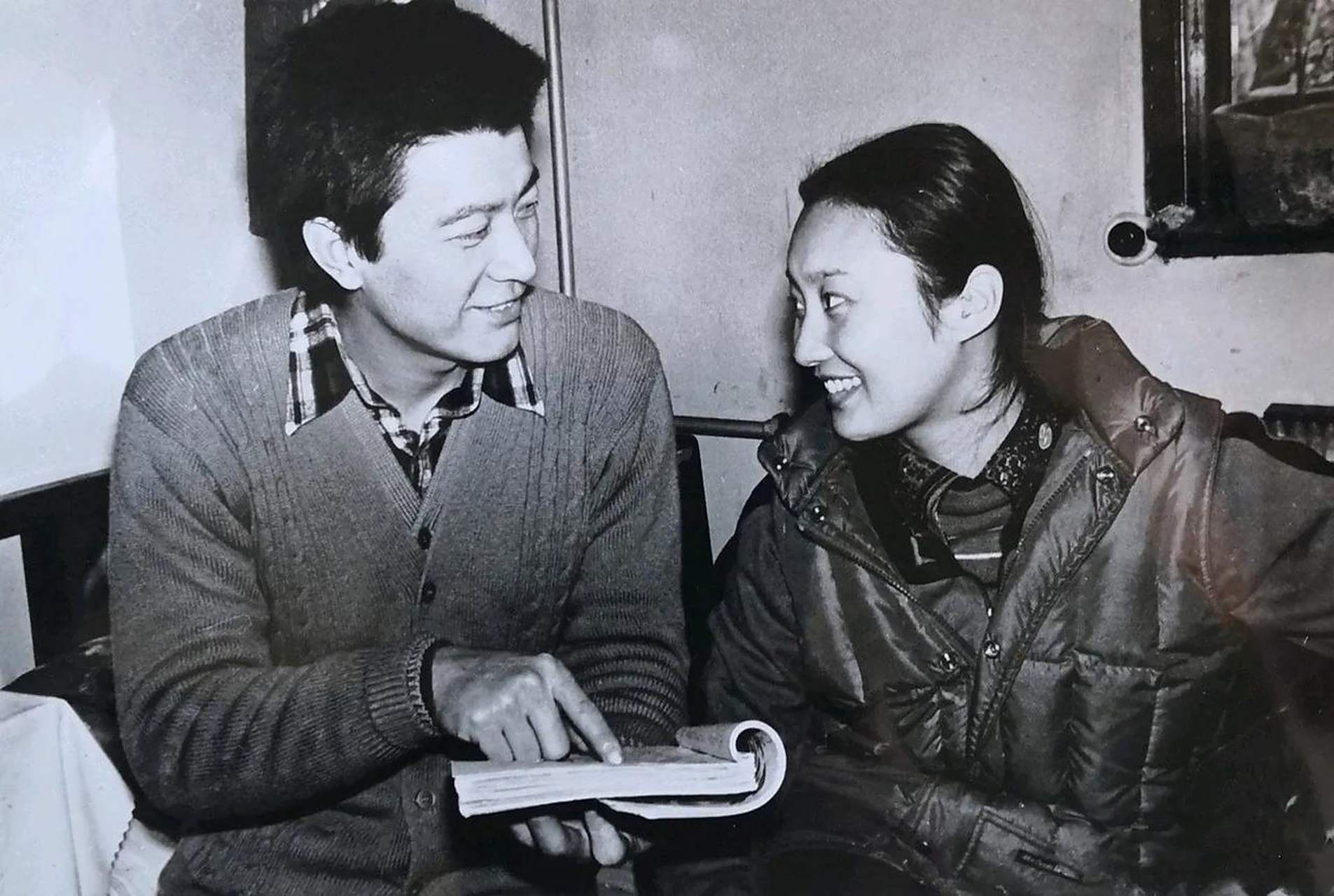 周里京和傅春英是上世纪80年代备受欢迎的演员夫妻档.