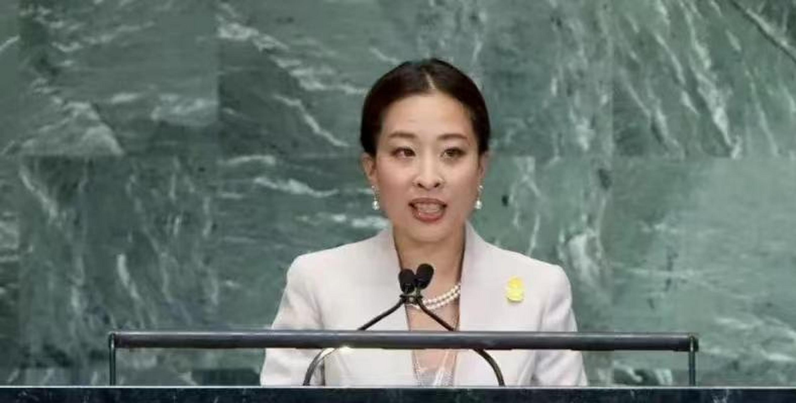 传闻帕公主早已隐婚生子,泰国王室没人认为她是泰国未来最合适的君主!