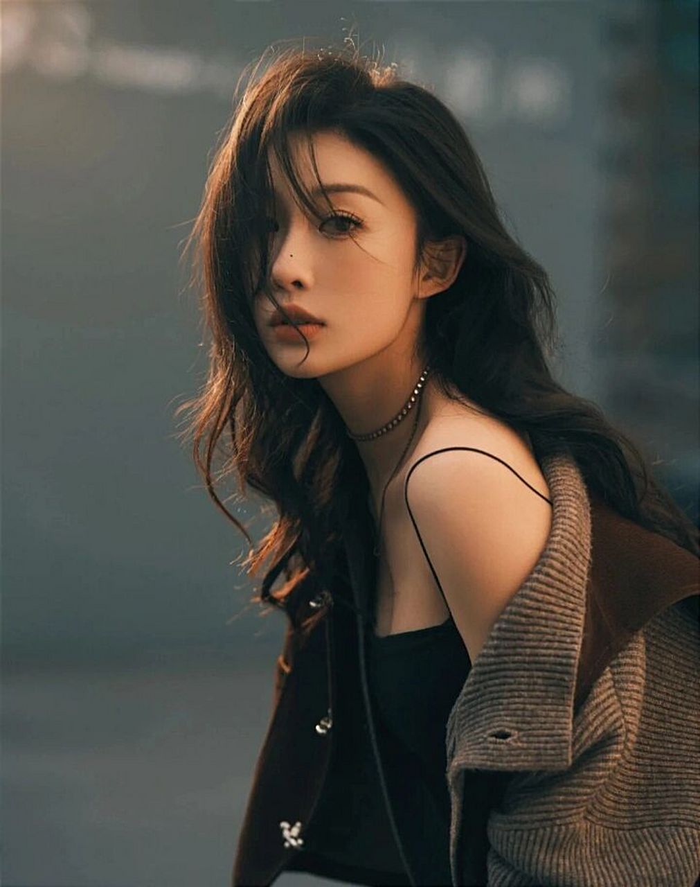 女生酷起来真的太迷人啦