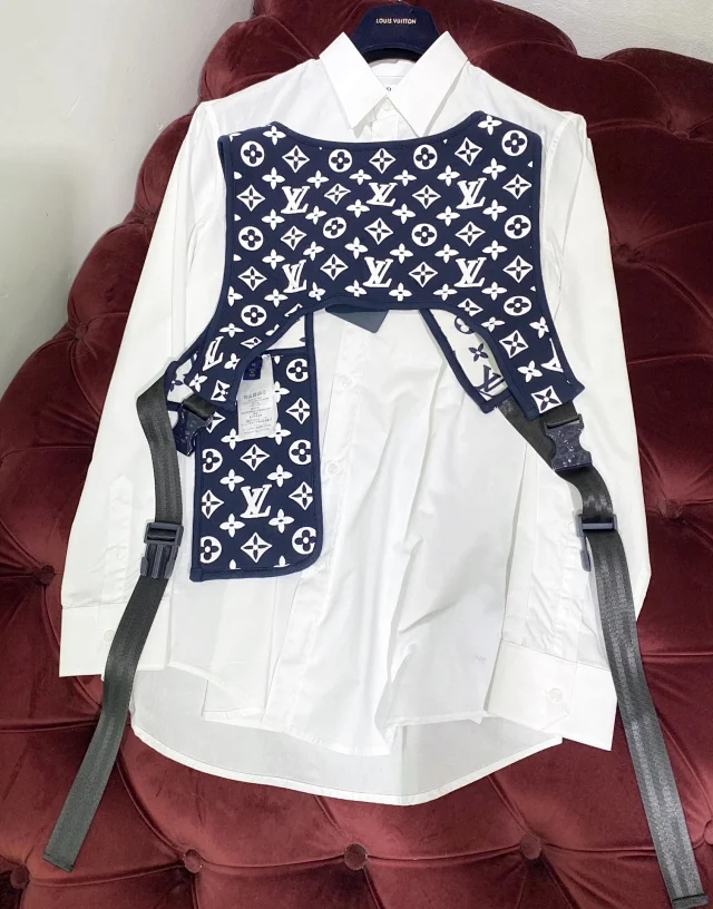 lv时尚战术马甲