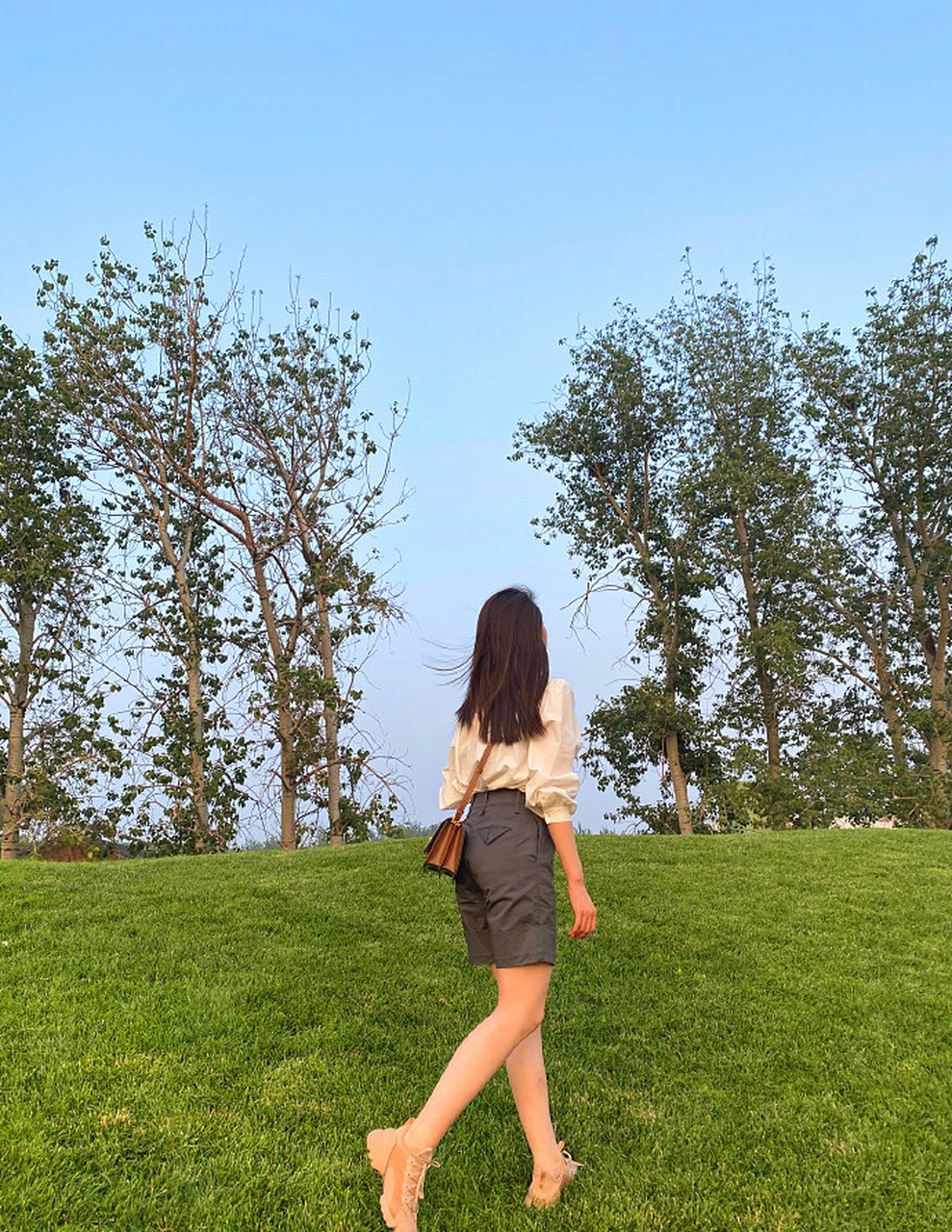 迟茜# 不知道大家还记得这位主持人迟茜不,是中国传媒大学研究生