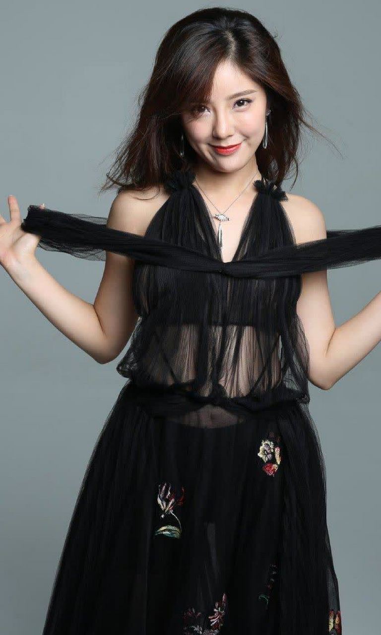 青春校园影视剧的"鼻祖"赵奕欢,遗憾的是直到现在也没有大红大紫.