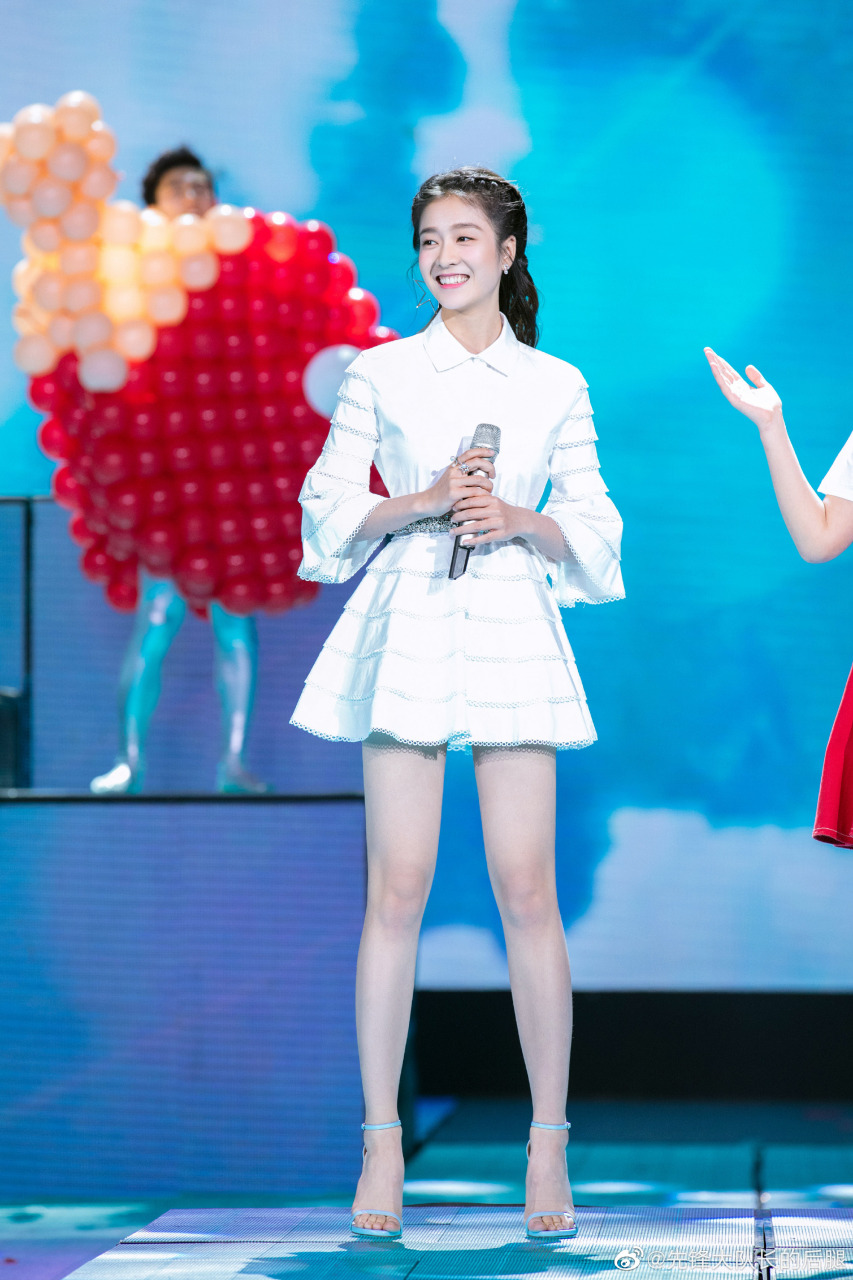 张雪迎 腿真能看