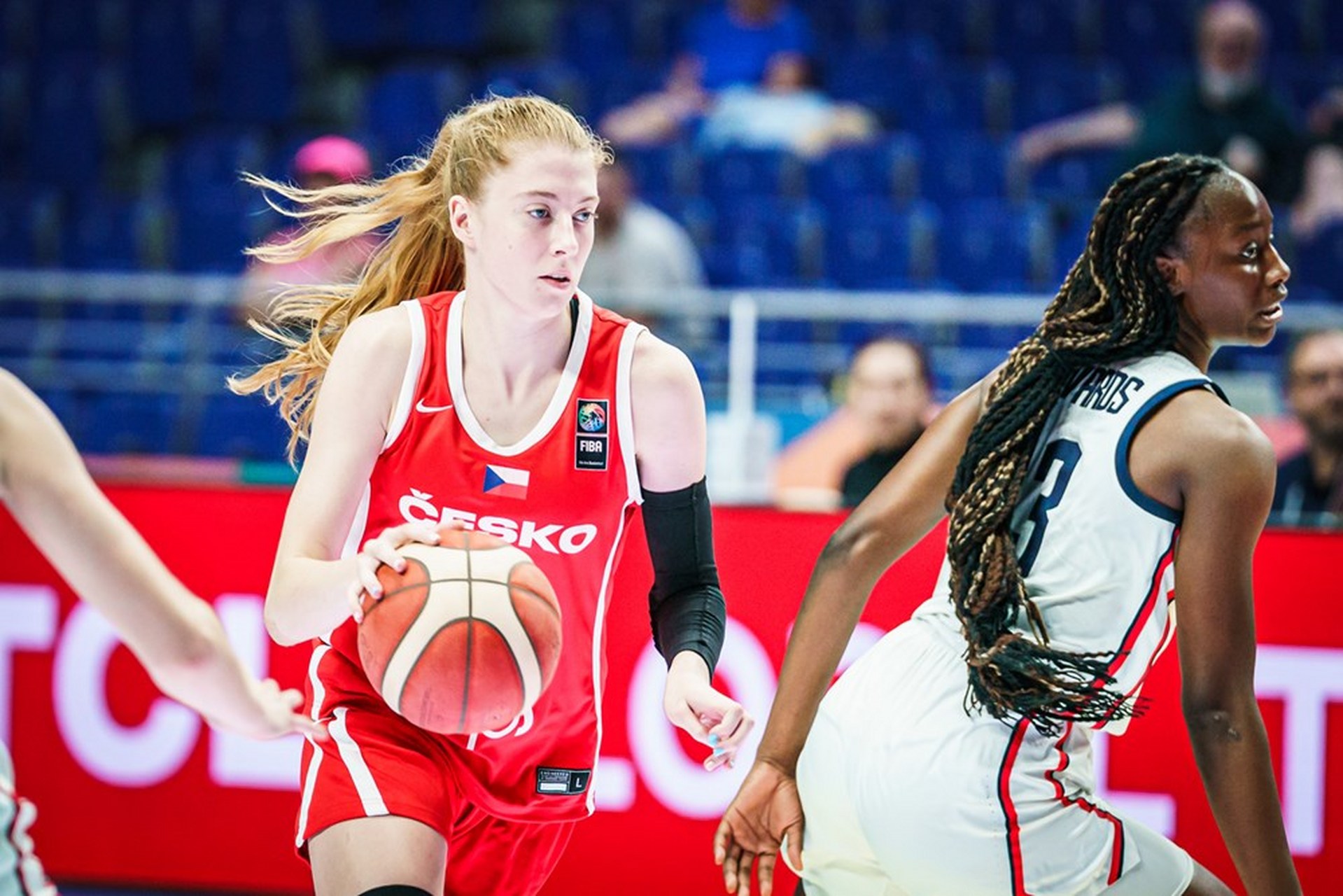 u19女篮世界杯-美国女篮61分大胜捷克女篮晋级四强  北京时间7月22日