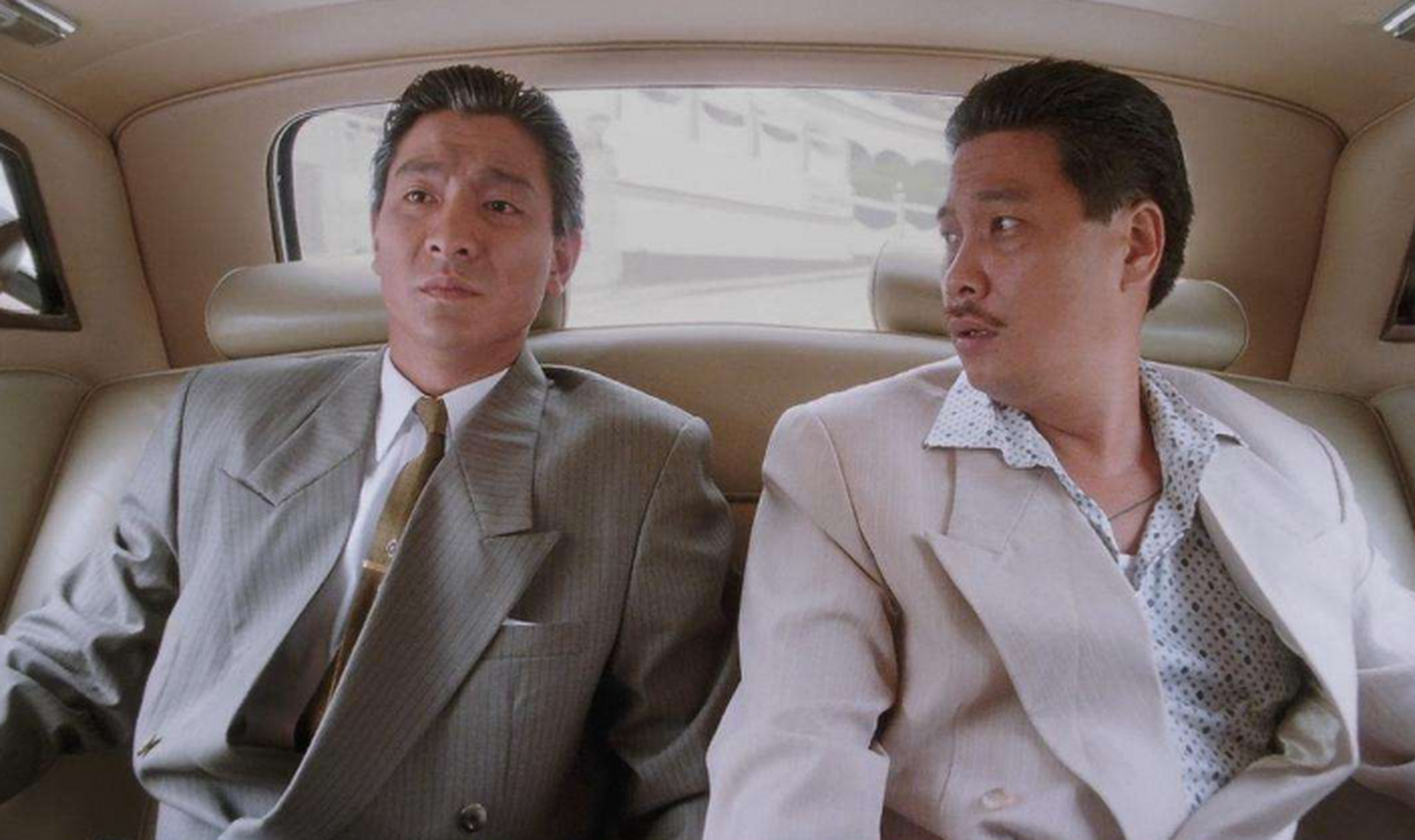 如果喜欢《跛豪》的话,同类电影不能错过《五亿探长雷洛传》和《追龙