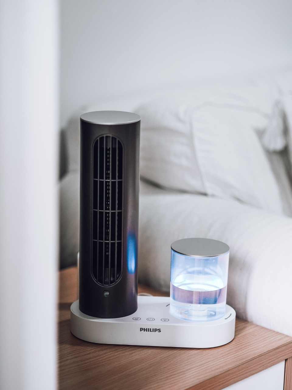 飞利浦小风扇桌面加湿器太酷了,不仅有着出色的加湿能力,同时还是一款