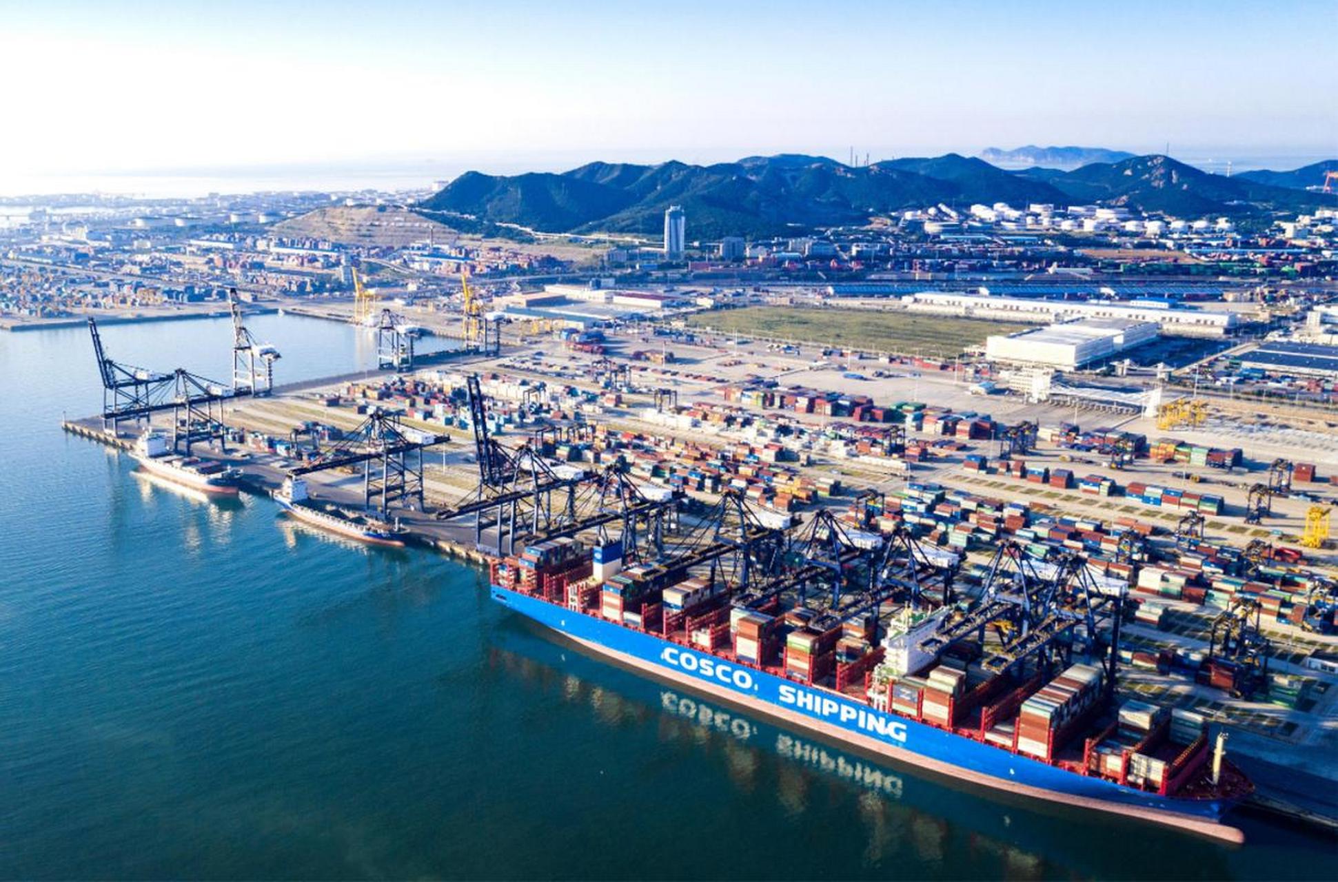 已从俄罗斯租用30年,我国吉林省唯一出海口,距中国边境仅18公里.