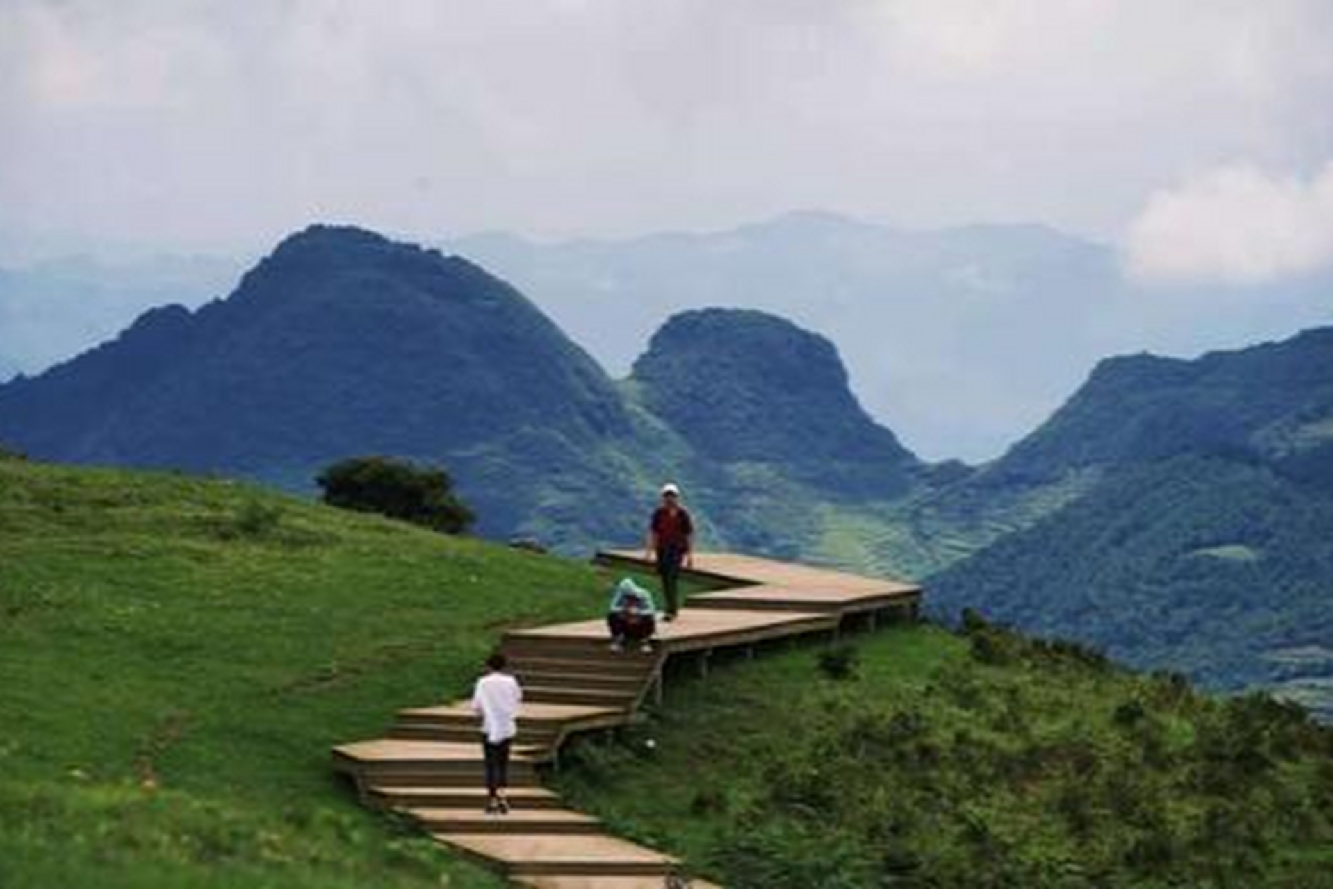 探秘六盘水娘娘山:少数民族文化的瑰宝  普古,这个位于北部彝族苗族乡