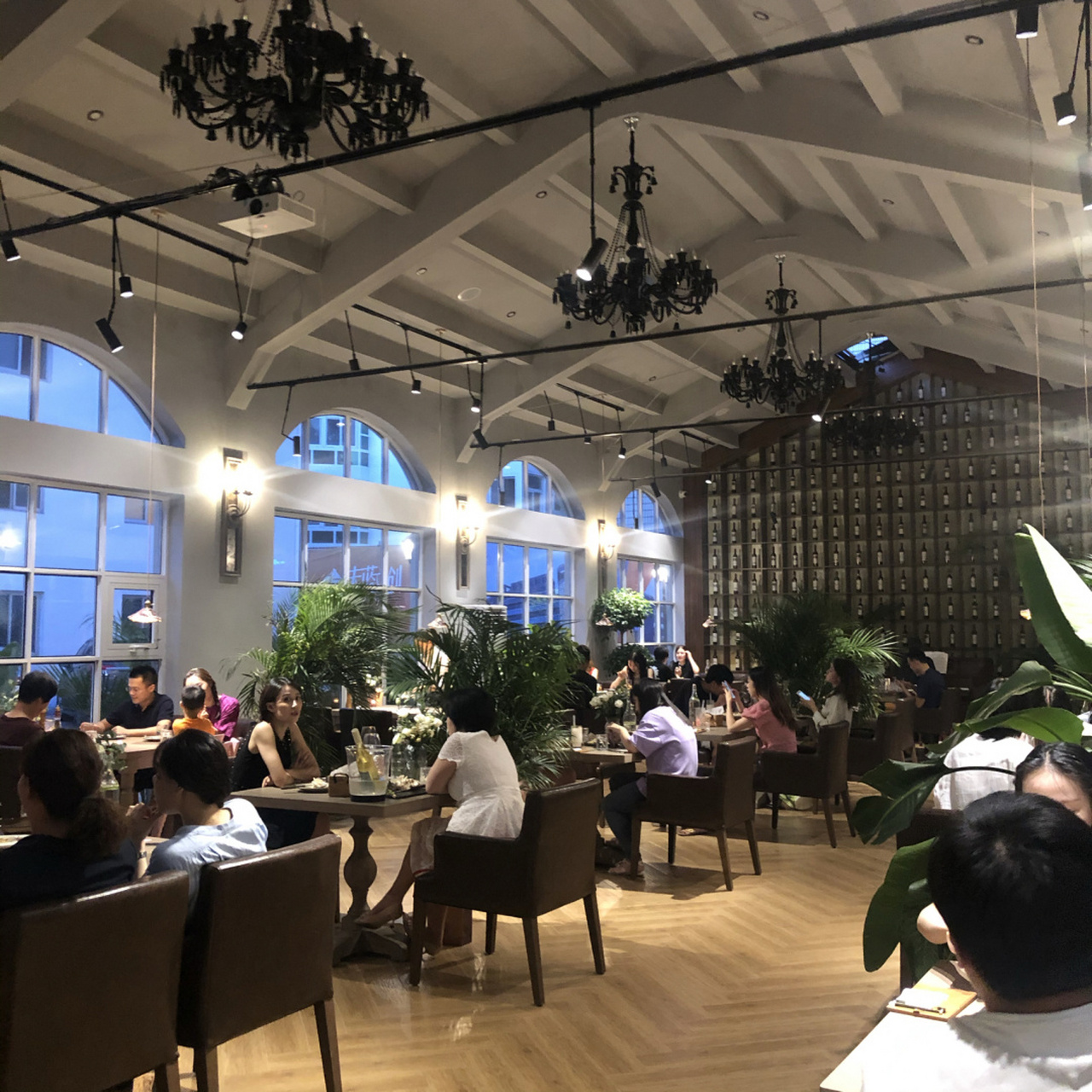 绍兴网红西餐第一名[奥利给] 【店铺名称】:mon  soleil餐厅西侧