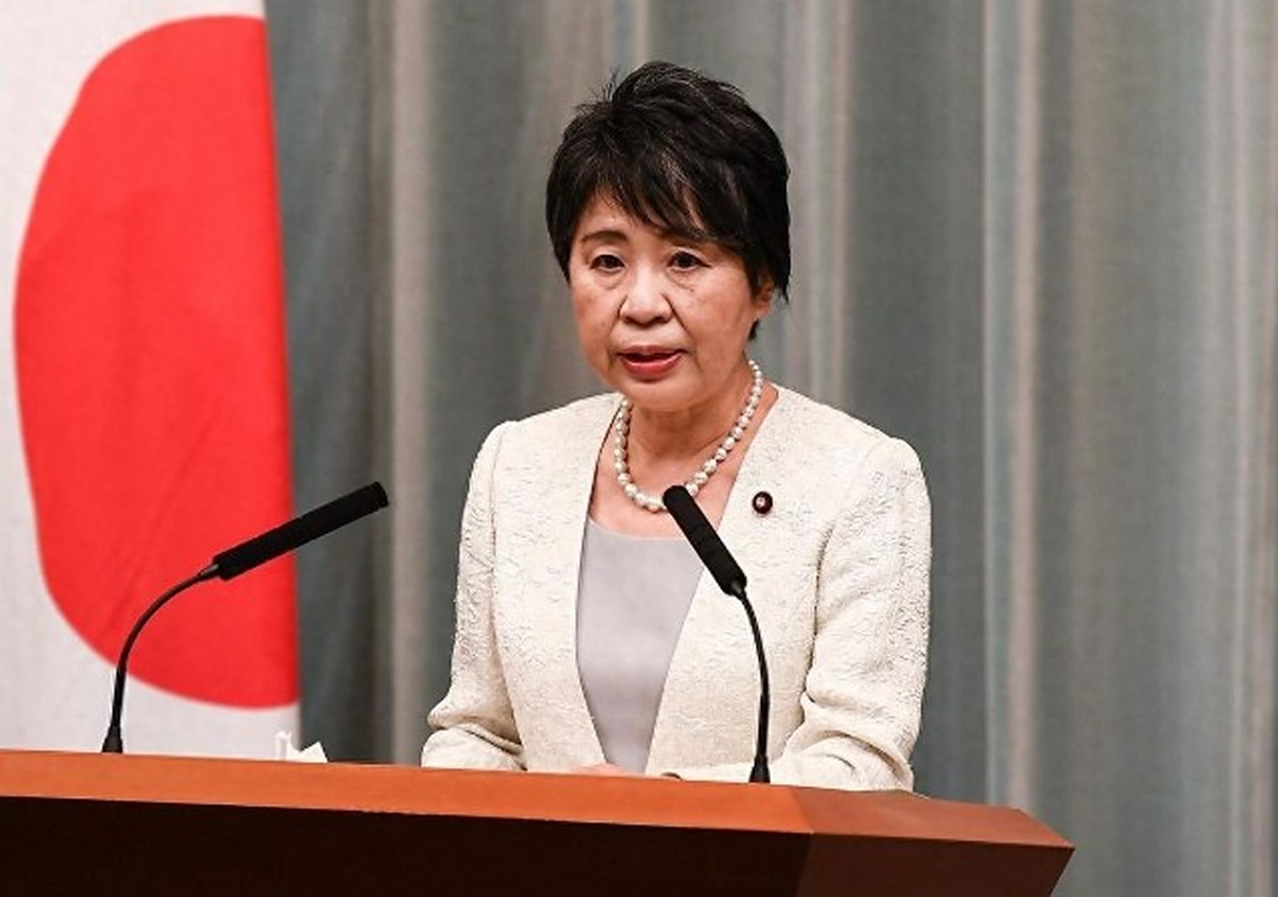日本外相上川阳子称:日本不想对以色列是否违反国际法做出最终评价,但