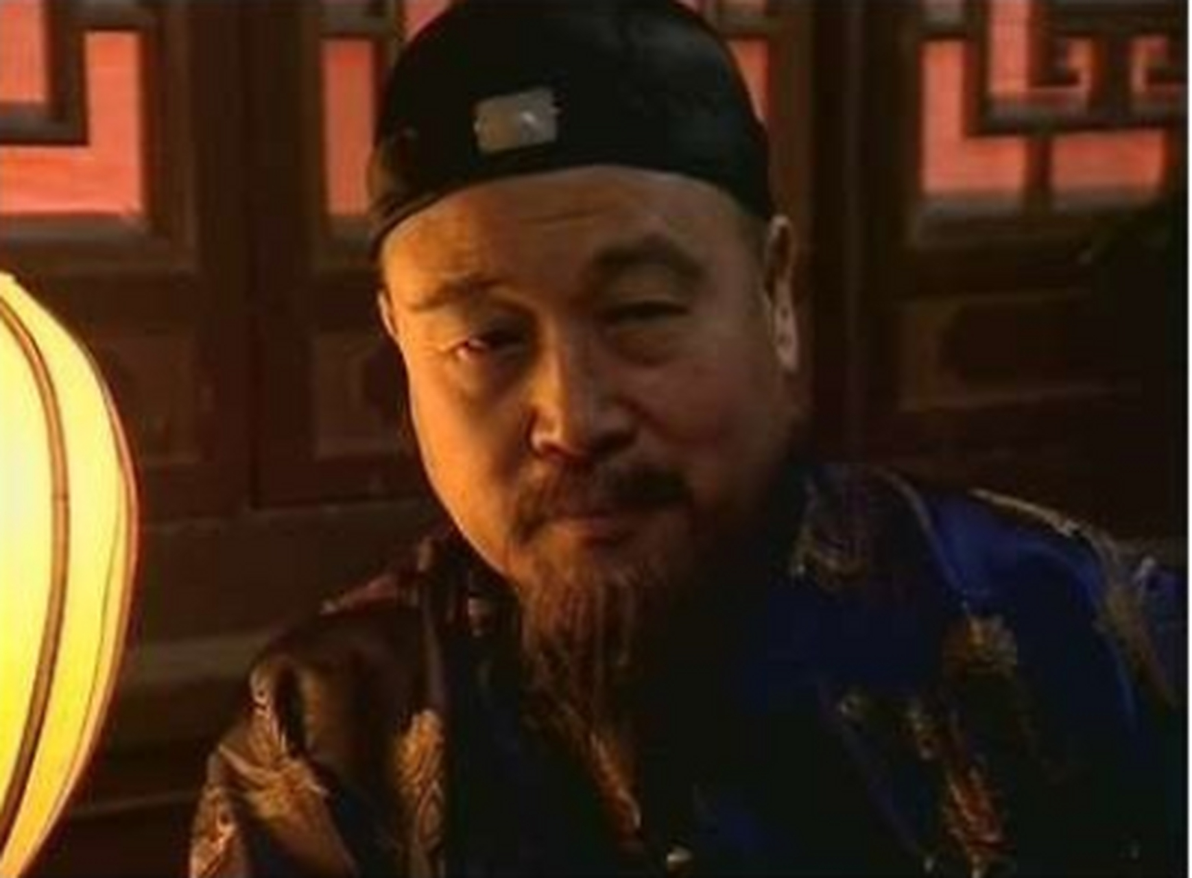 陈辉祖是清朝乾隆年间人,他的父亲陈大受位高权重,先后担任了吏部尚书