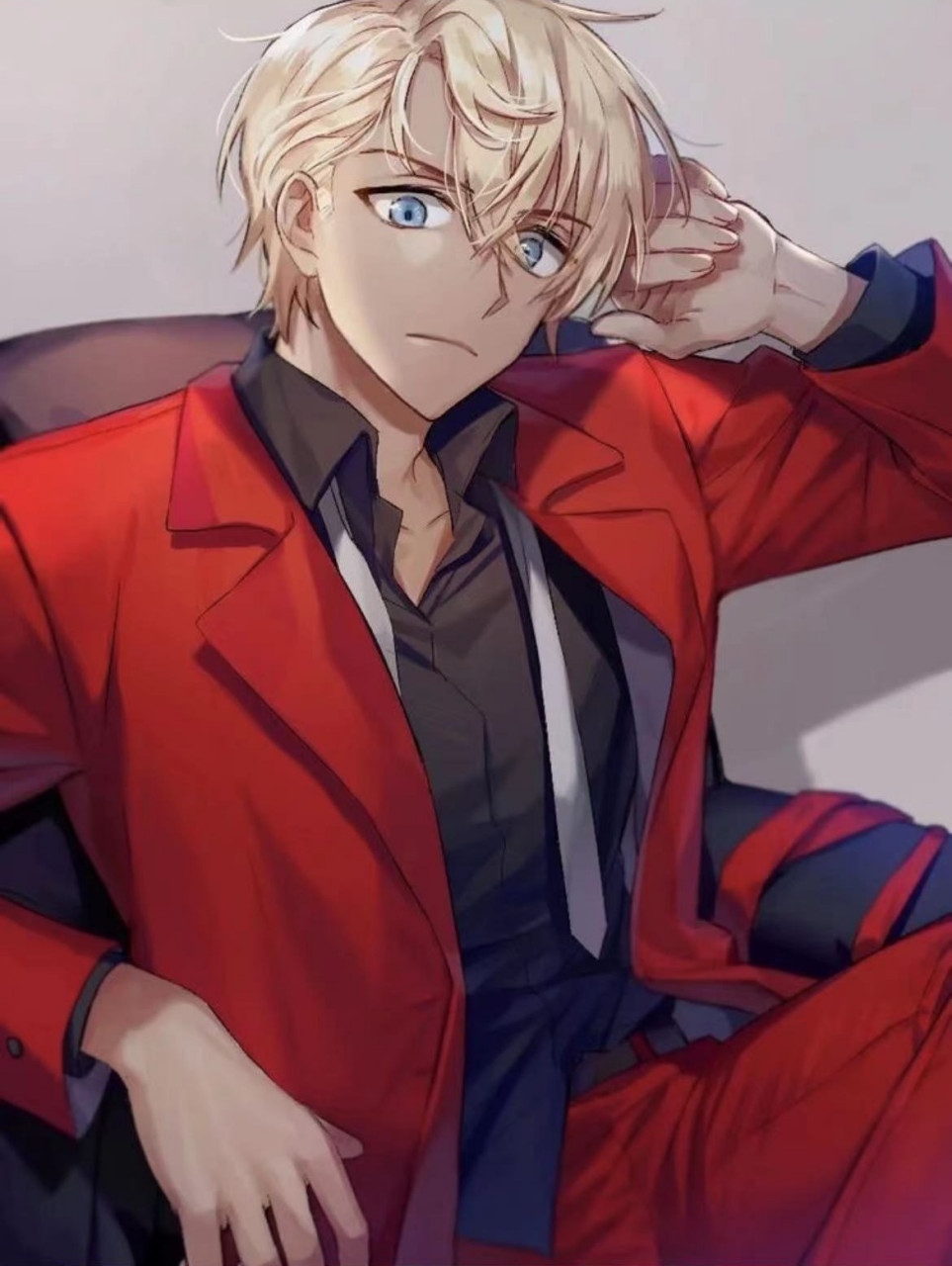 安室透,一个帅到让作者都不忍心让他退场,亲自出手给他洗白的卧底,这