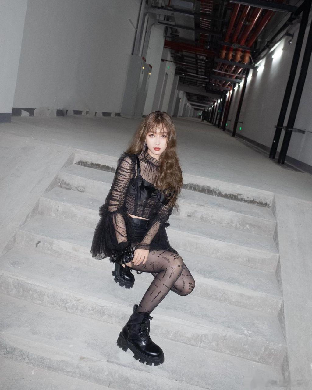 黑色系小精灵,仙惹哦!