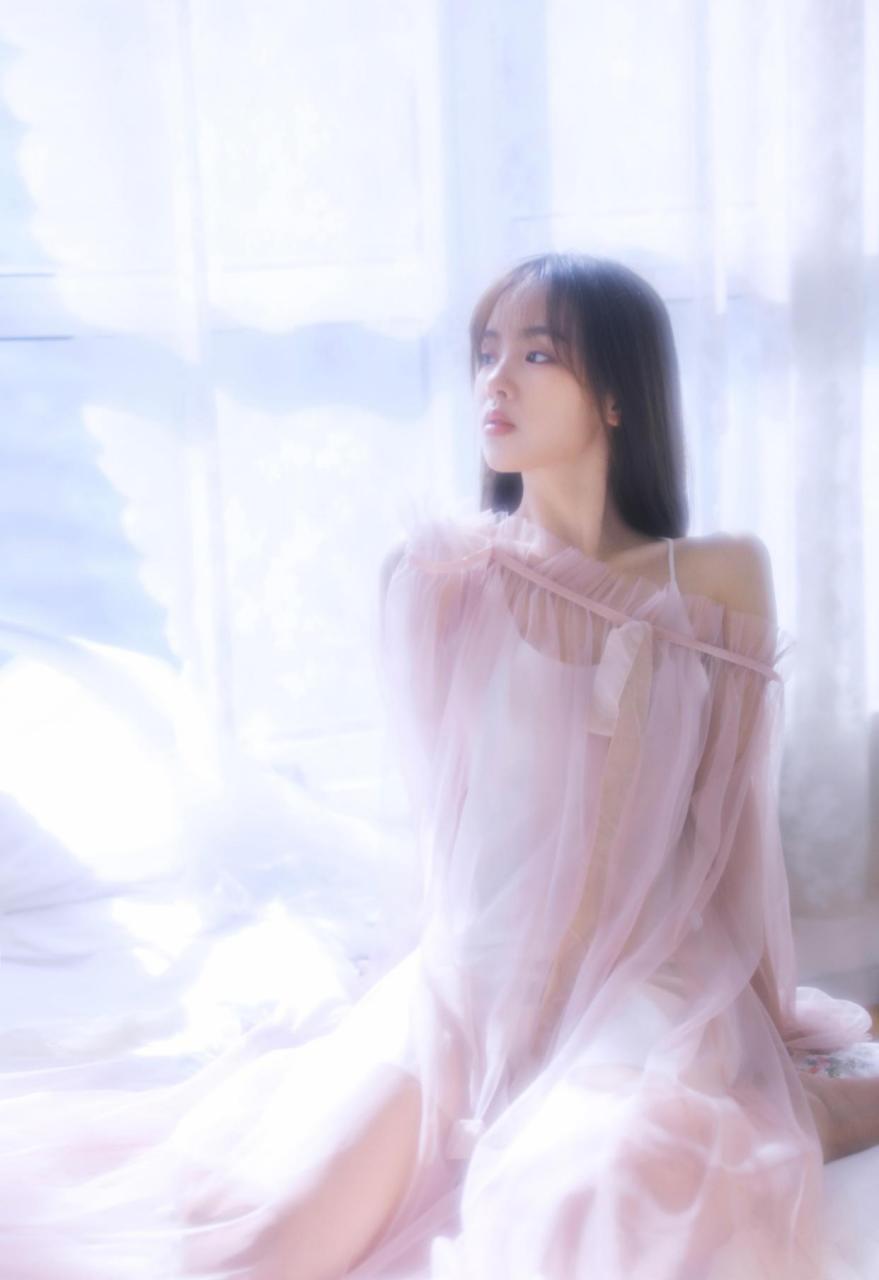 清纯甜美,演员熊玉婷   #动态创作月##全民征文