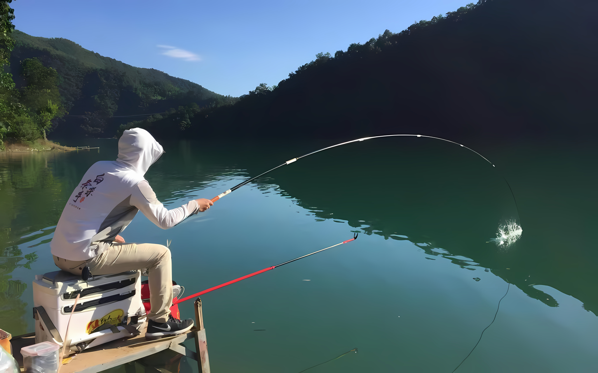 武汉山的一个钓鱼场得到了一个奖池,门票高达2480元,内有池塘15000