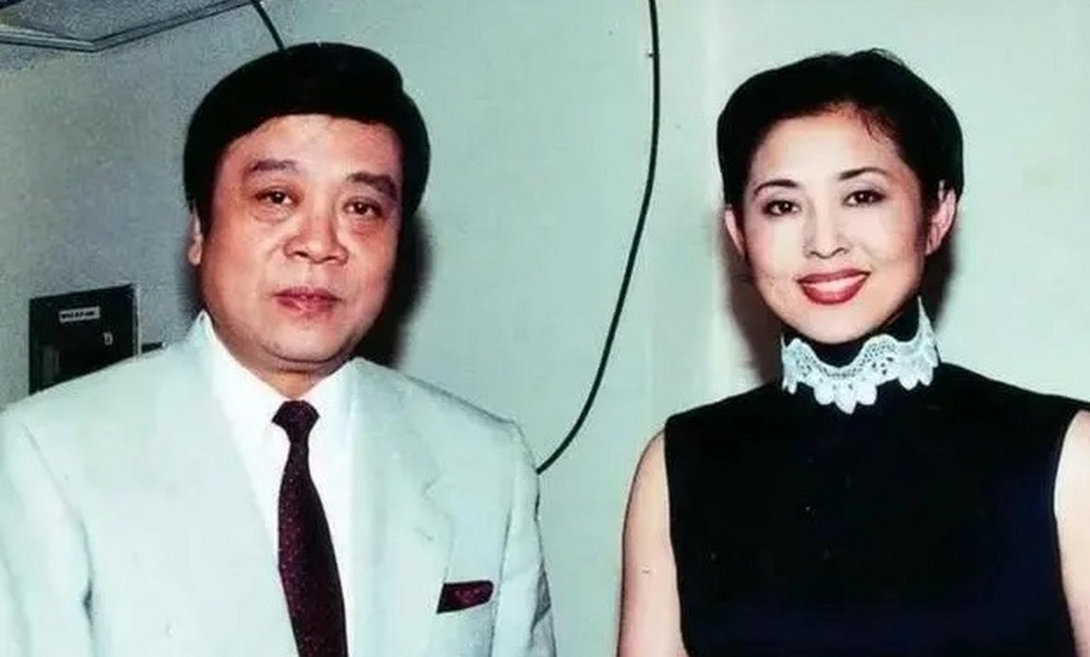 有一回,倪萍问赵忠祥的儿子赵方:"大方,今年多大了?有女朋友么?