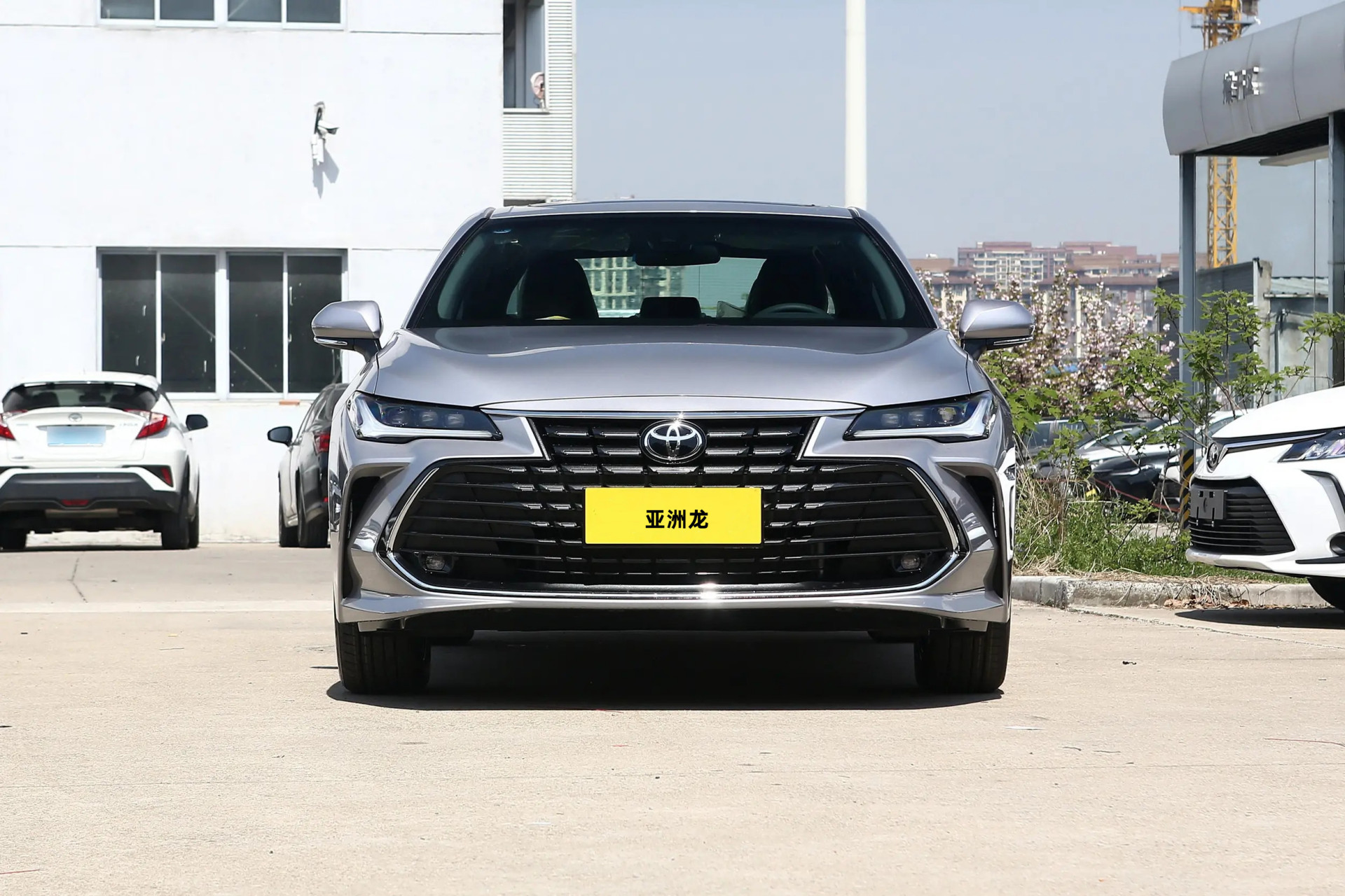 一汽丰田亚洲龙2023款2.