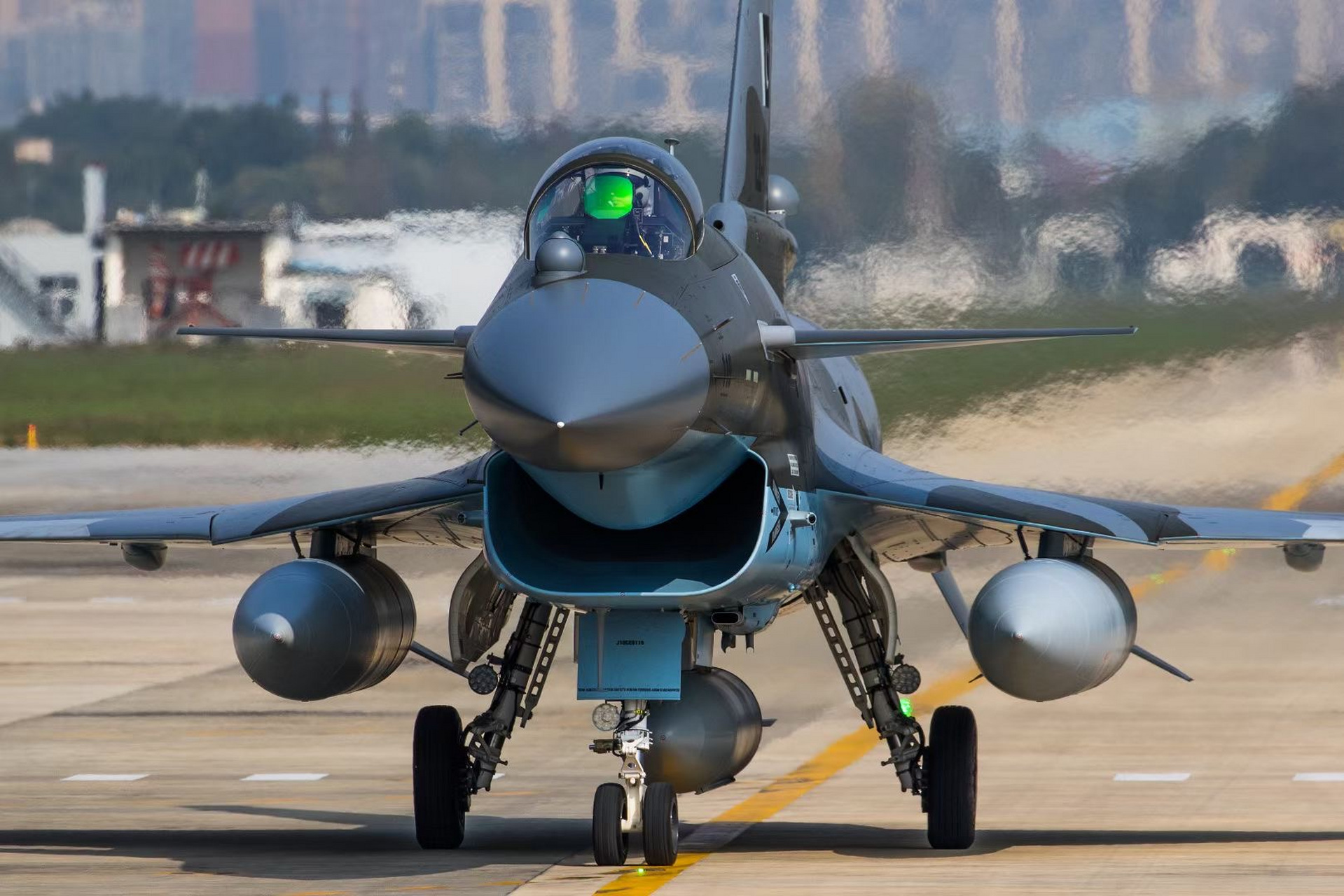 巴基斯坦空军歼-10ce战斗机和枭龙block3战斗机,这是巴基斯坦空军近