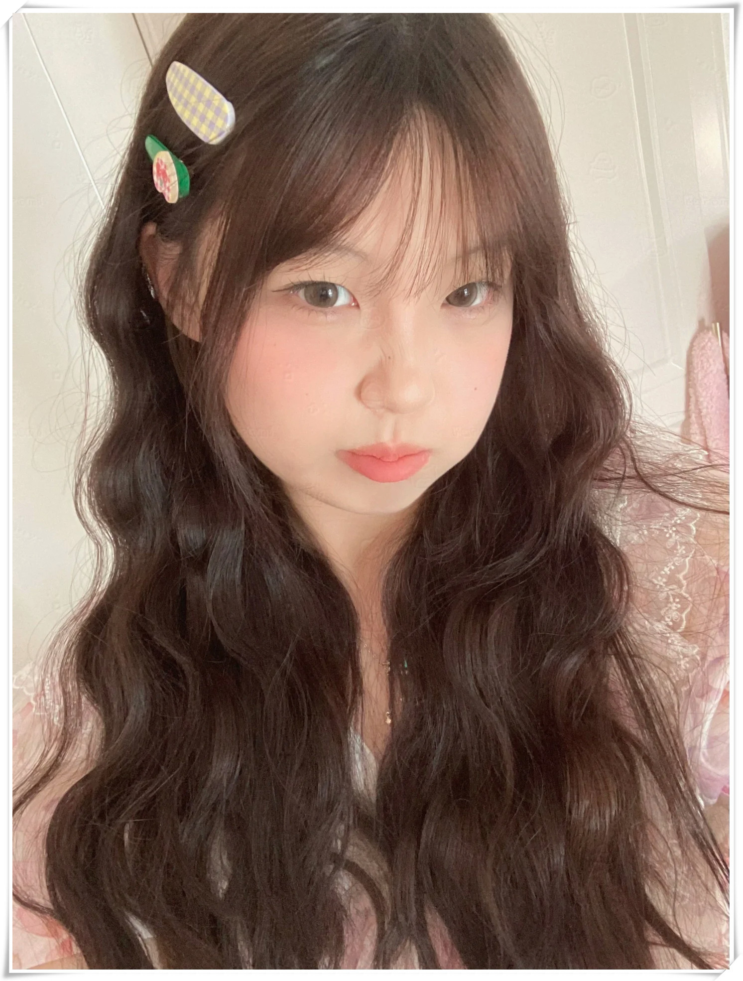 只需几个步骤就能在家轻松打造出迷人的蓬松发量让你的发型瞬间升级