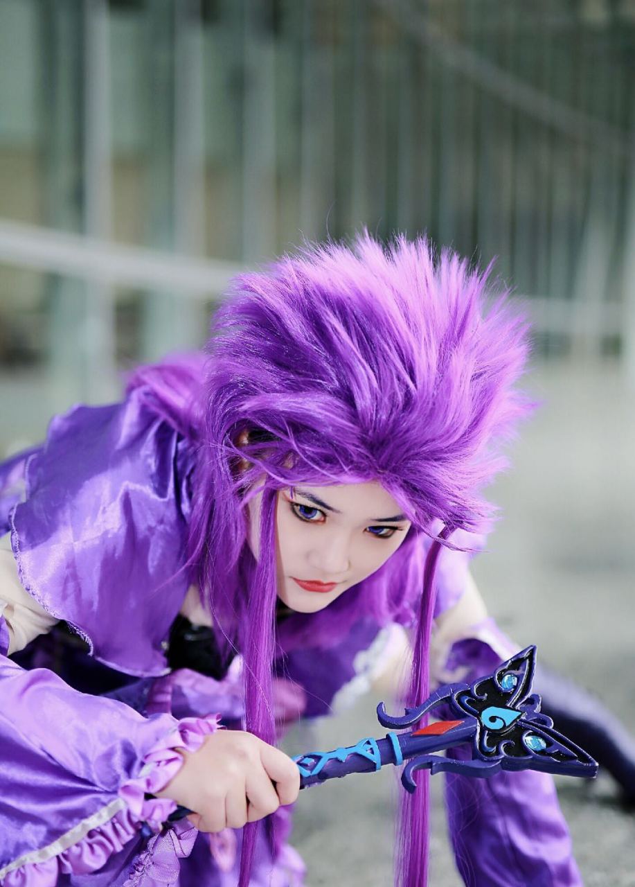 cosplay# #巴啦啦小魔仙#  cos角色:黑魔仙小月 cn:顾莘 第一张辉原