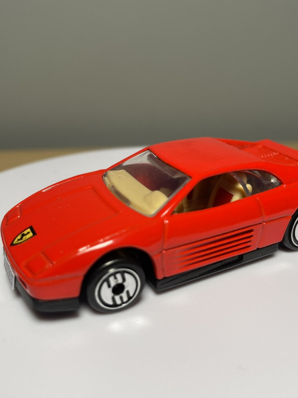 致敬中国第一台法拉利京a00001风火轮法拉利  风火轮法拉利348致敬