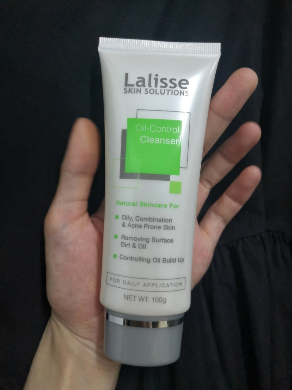 这个莱依诗洗面奶很小众啊 是澳洲的一个药妆品牌洗面奶[大笑]