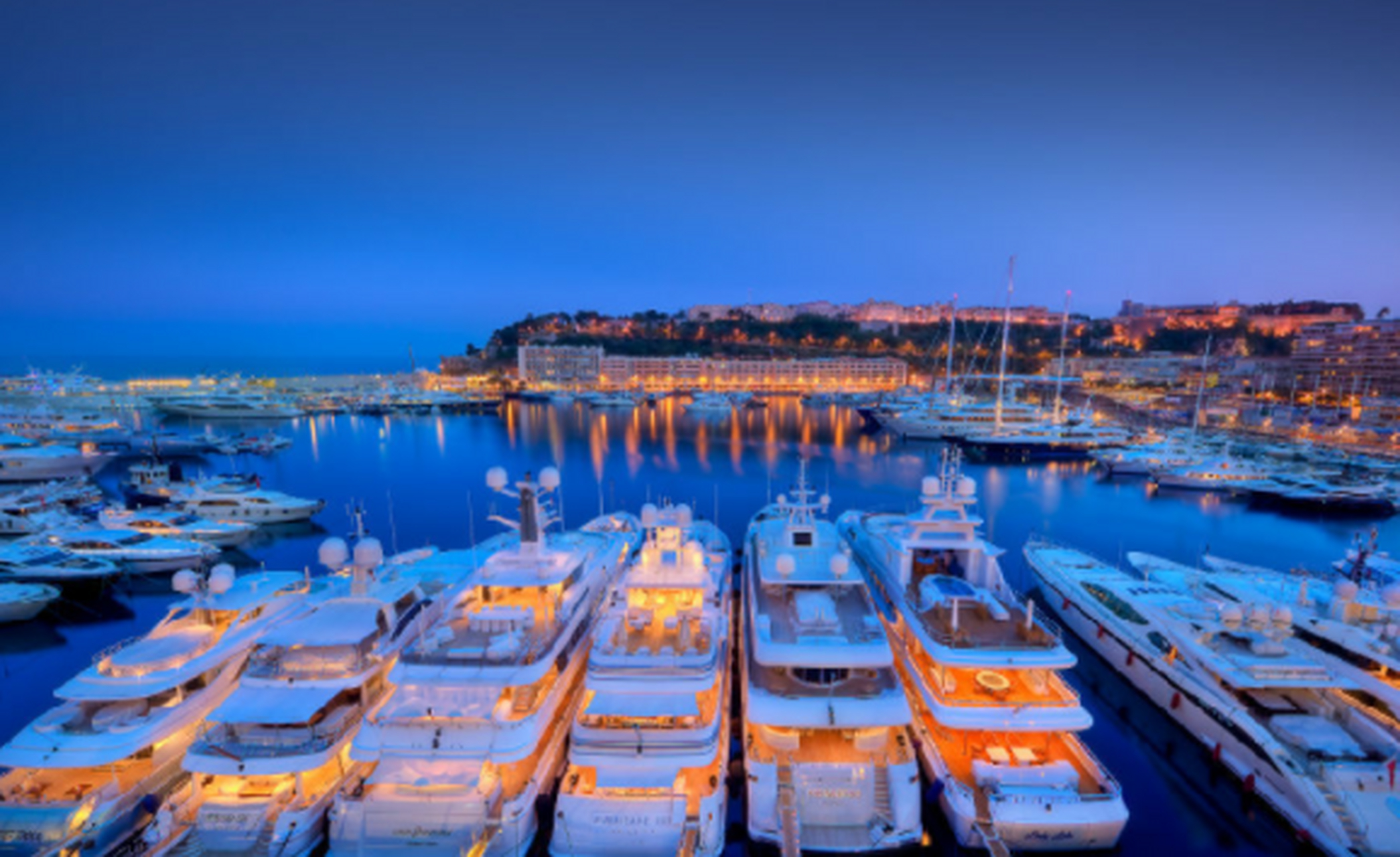 摩纳哥 赫赫有名的蒙特卡洛大赌场就在摩纳哥,在这里您看一下欣赏