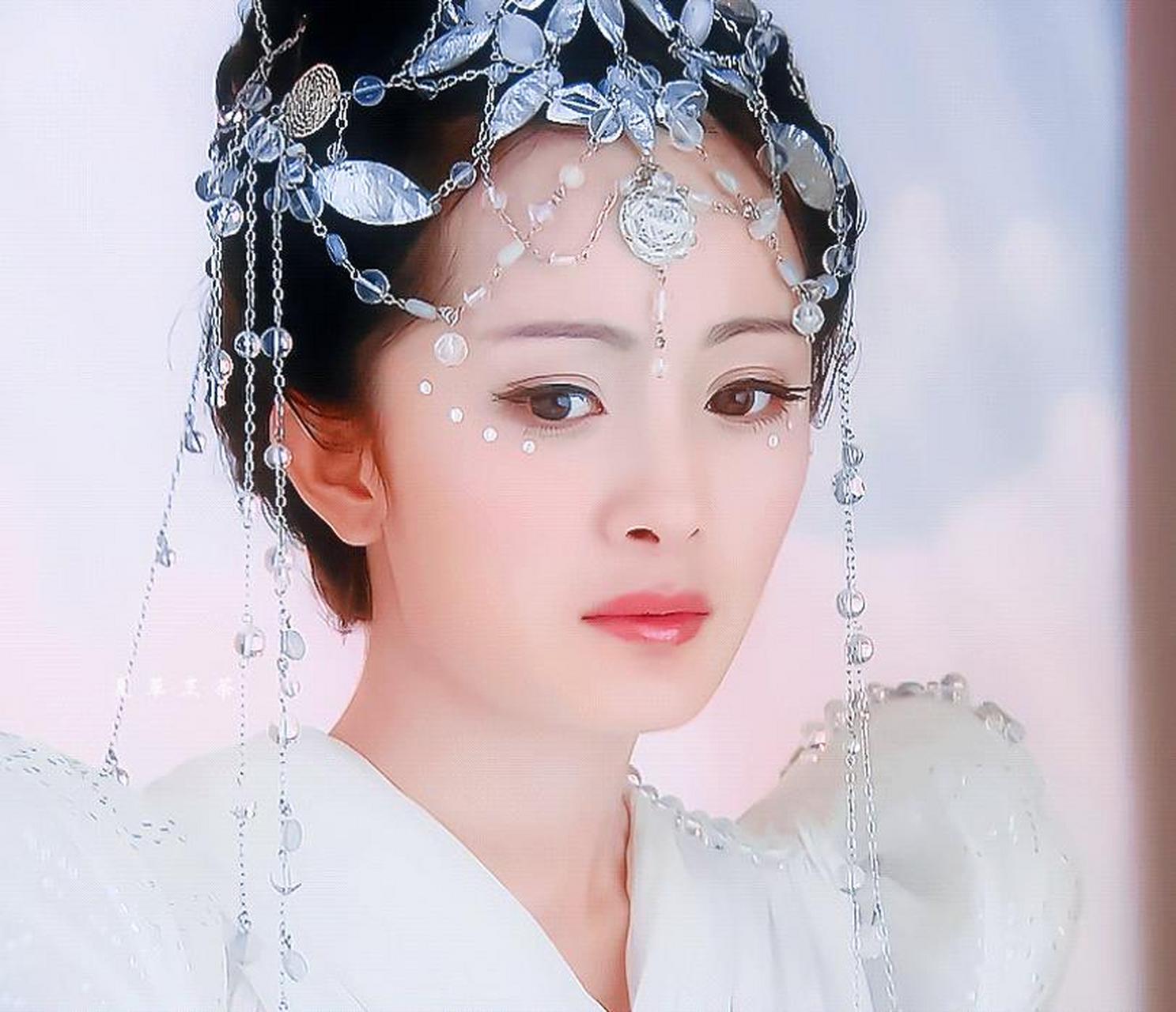 杨幂的"夕瑶",绝对是很多人心中的白月光!