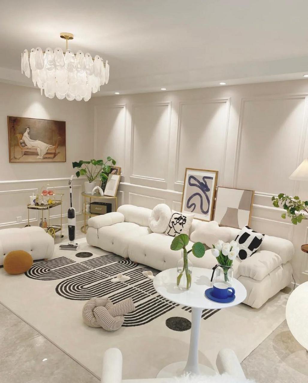 法式奶油系客厅|不放茶几和电视柜可真香 你知道吗,家也会在不知不觉