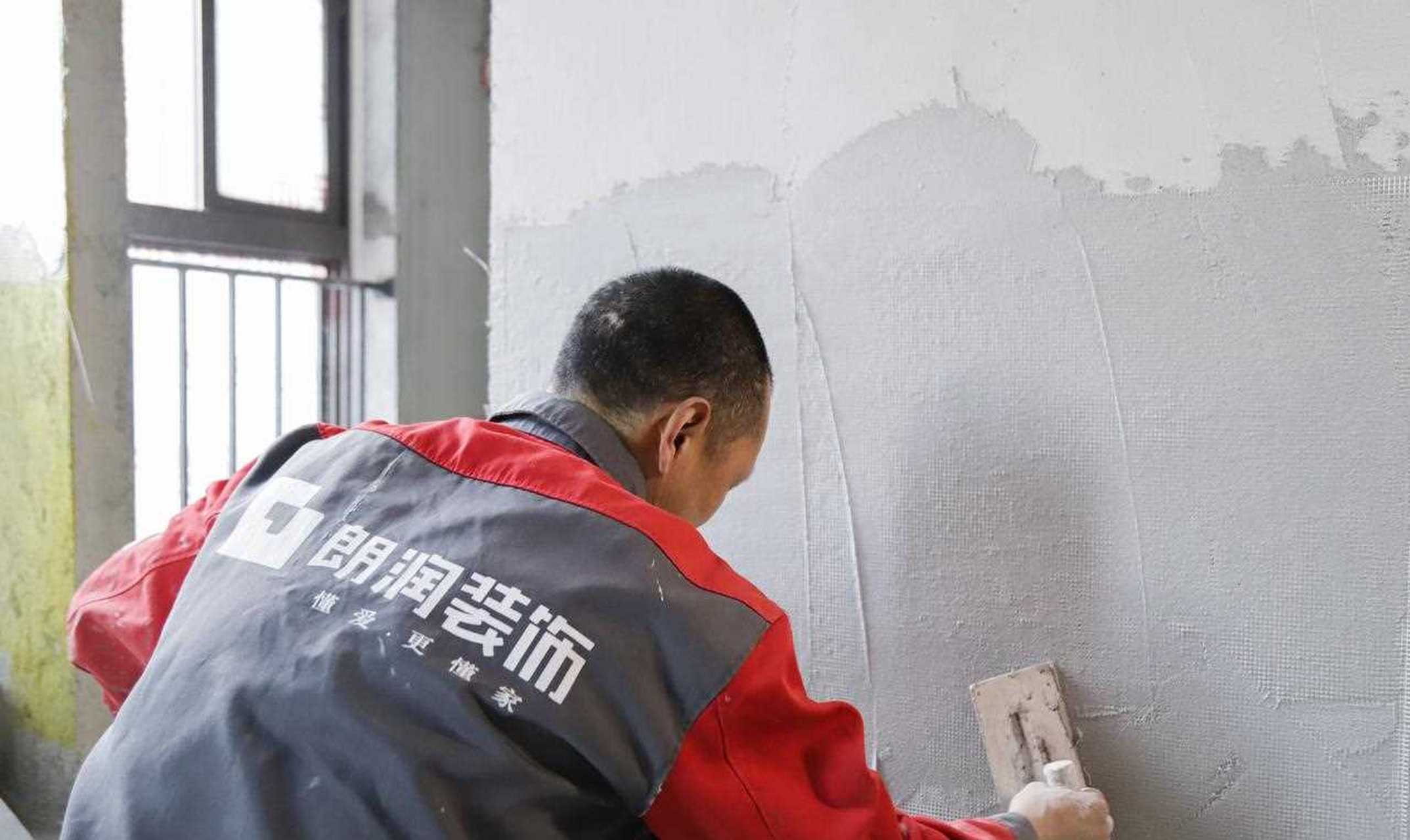 水泥墙贴墙纸前,需要如何处理墙面?