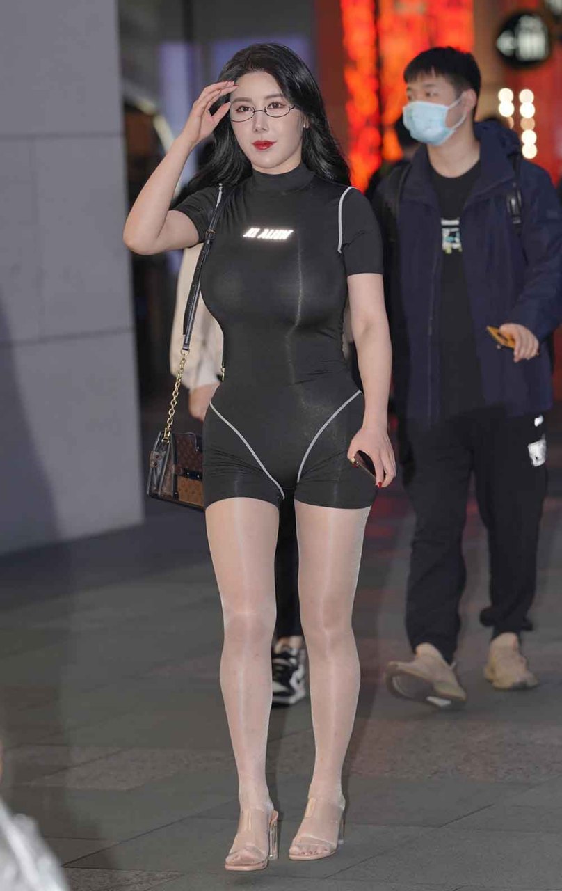 性感猪小七