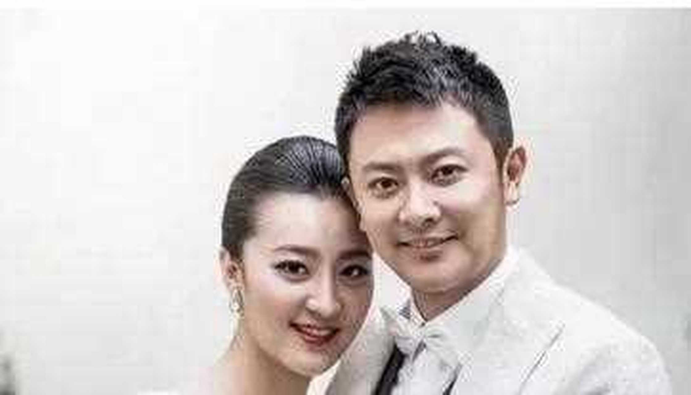 印小天和哈琳娜在北京大婚的时候,哈琳娜的家人无一到场,女方解释