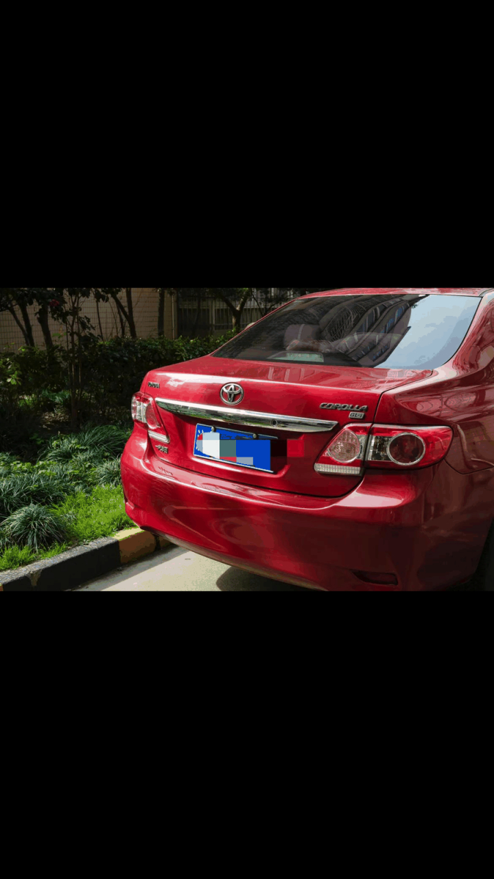 gif创作人# 图1普通全画幅相机,图2适马x3传感器的相机,这红色,太