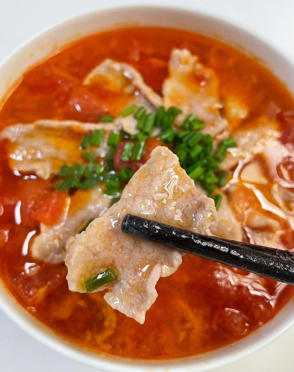 [鸡蛋]97宝宝也可以吃的水煮肉片,肉片嫩滑好撕咬,吃完肉片再用这个