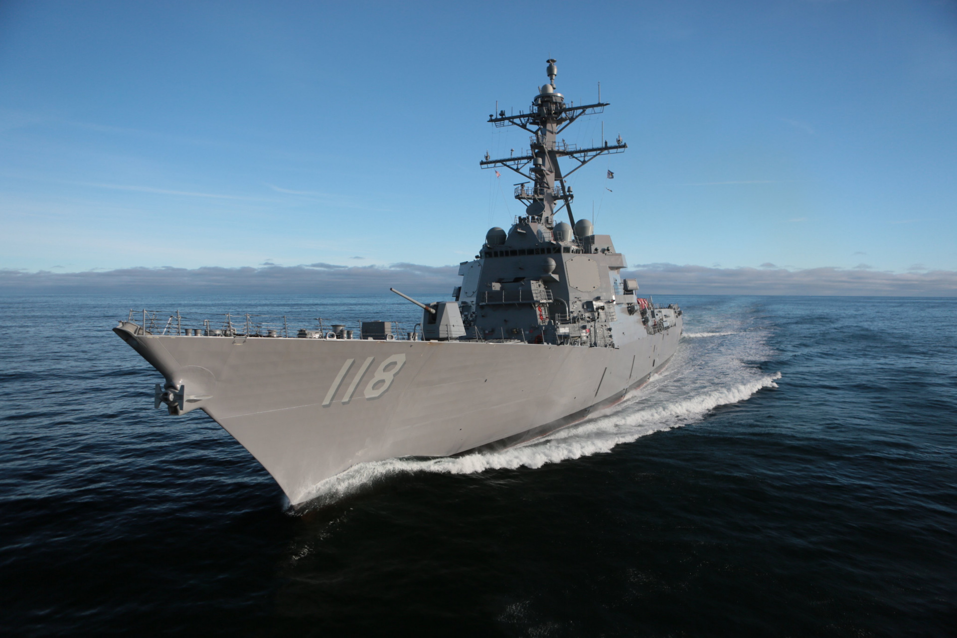 美国海军ddg 118 丹尼尔 井上号导弹驱逐舰,2019年10月27日下水,属于