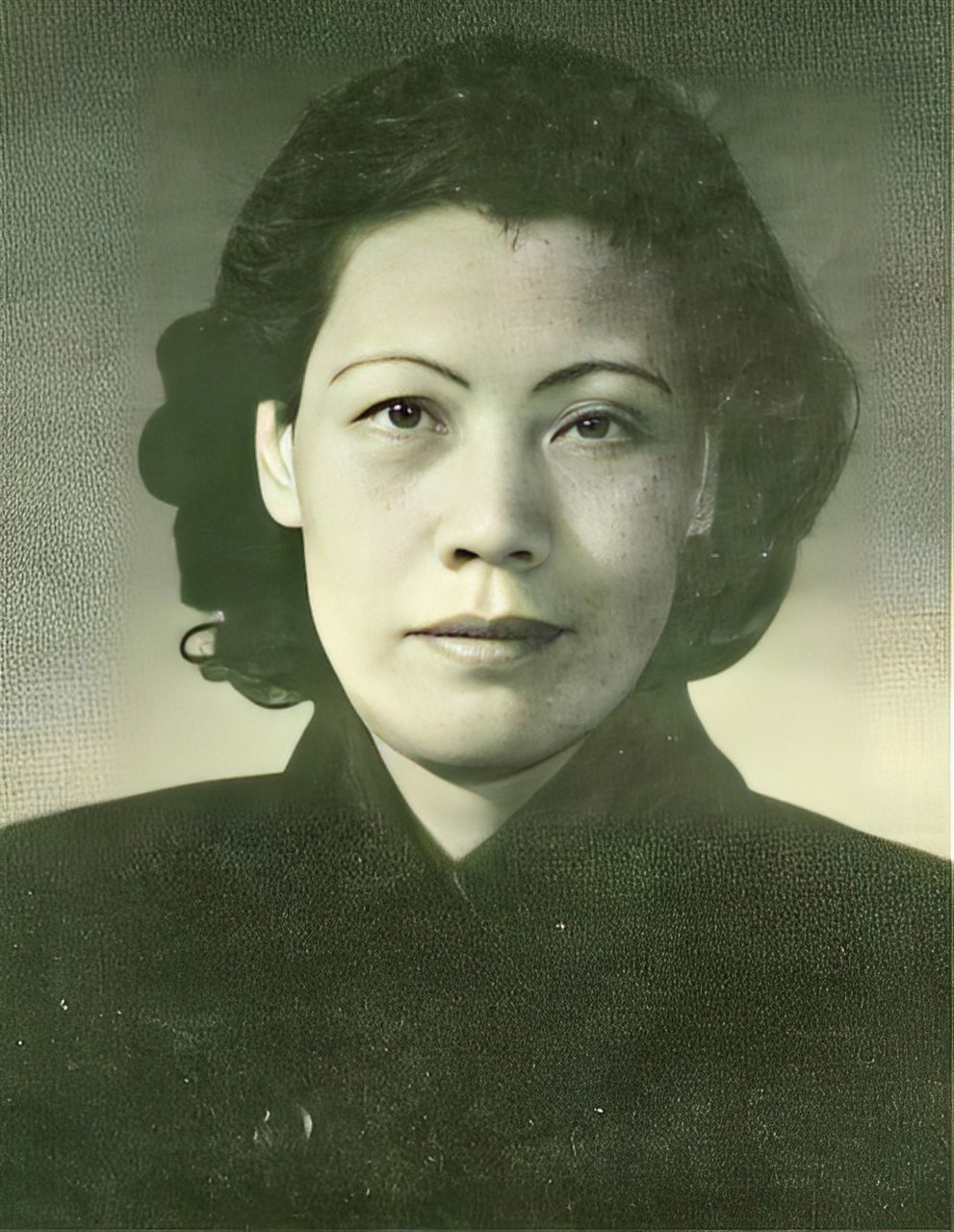 "孔德沚听后没有哭,接着做了三件事,茅盾便乖乖地回到了家里.