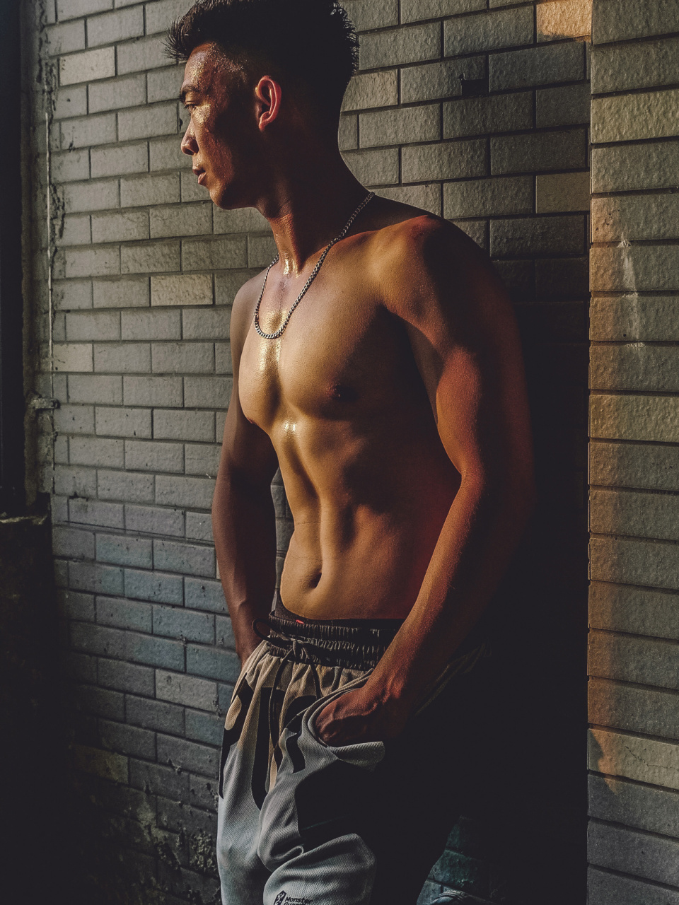 今天推荐大家一健身装备品牌 monster guardians 布料轻便透气,专门为