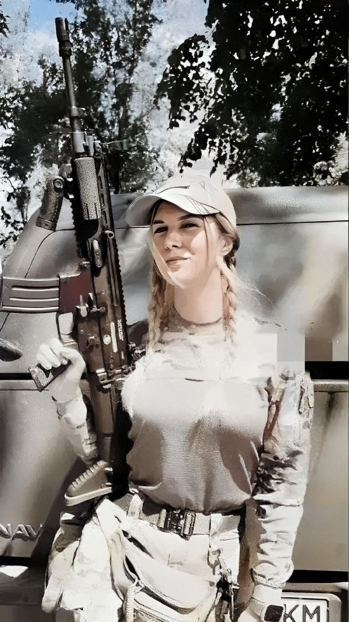 乌克兰美女狙击手奥利尼琴科因在社交平台上过于嚣张,被瓦格纳雇佣兵