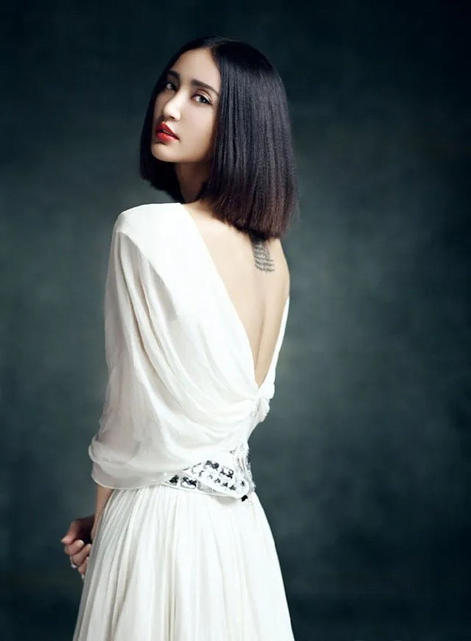 张歆艺袁弘如今更是幸福美满,二姐让你可以相信爱情相信有好男人