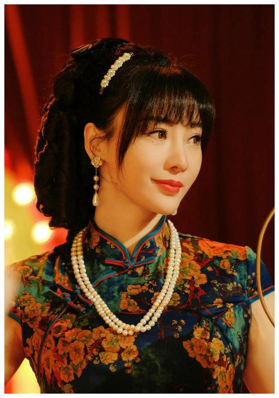 柳岩旗袍装|美图壁纸|写真