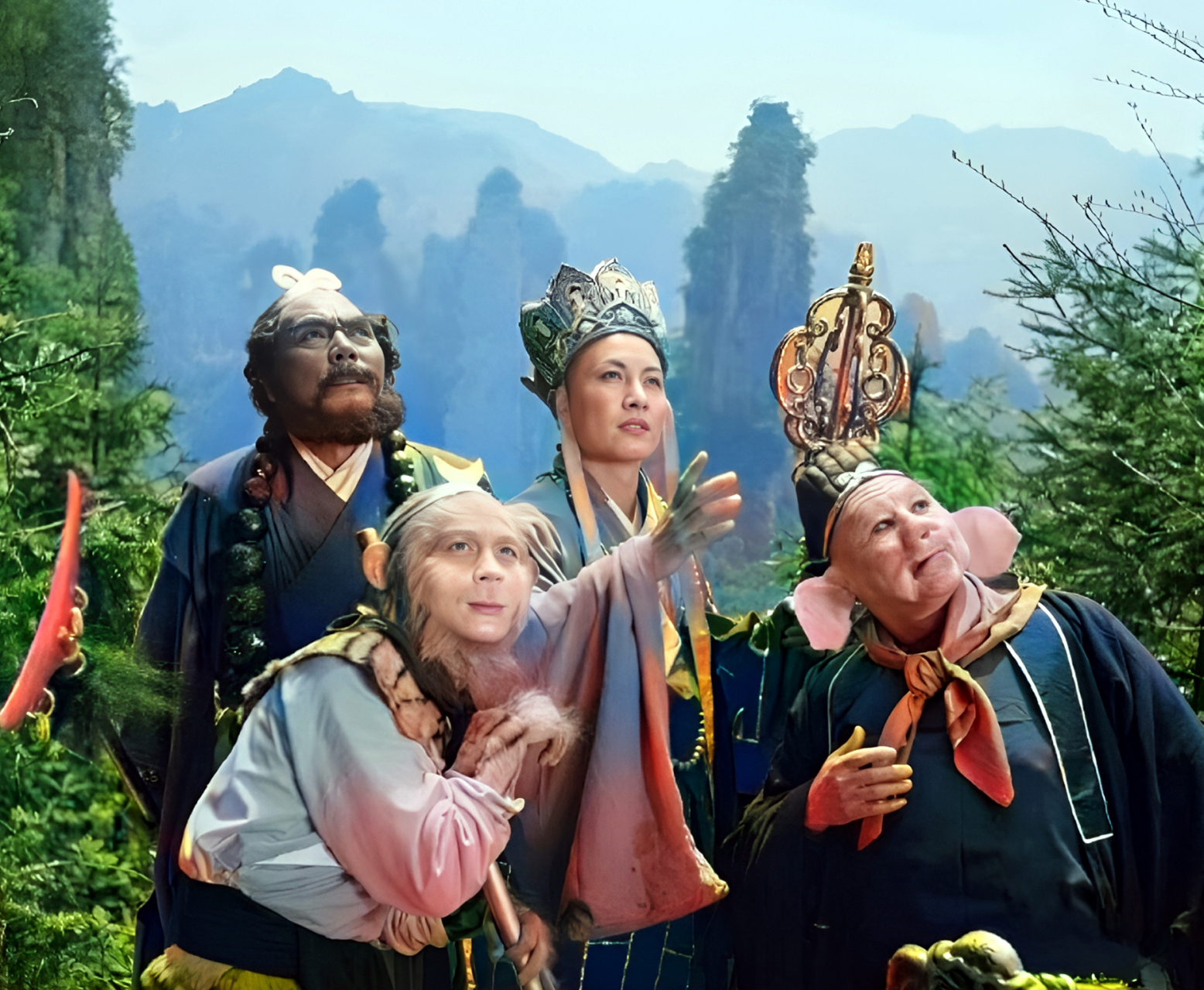 1986年,西游记师徒四人在一起合影.