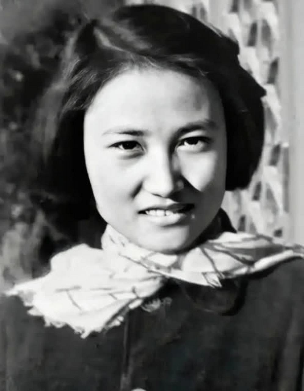 1969年,38岁的张志新被捕入狱.