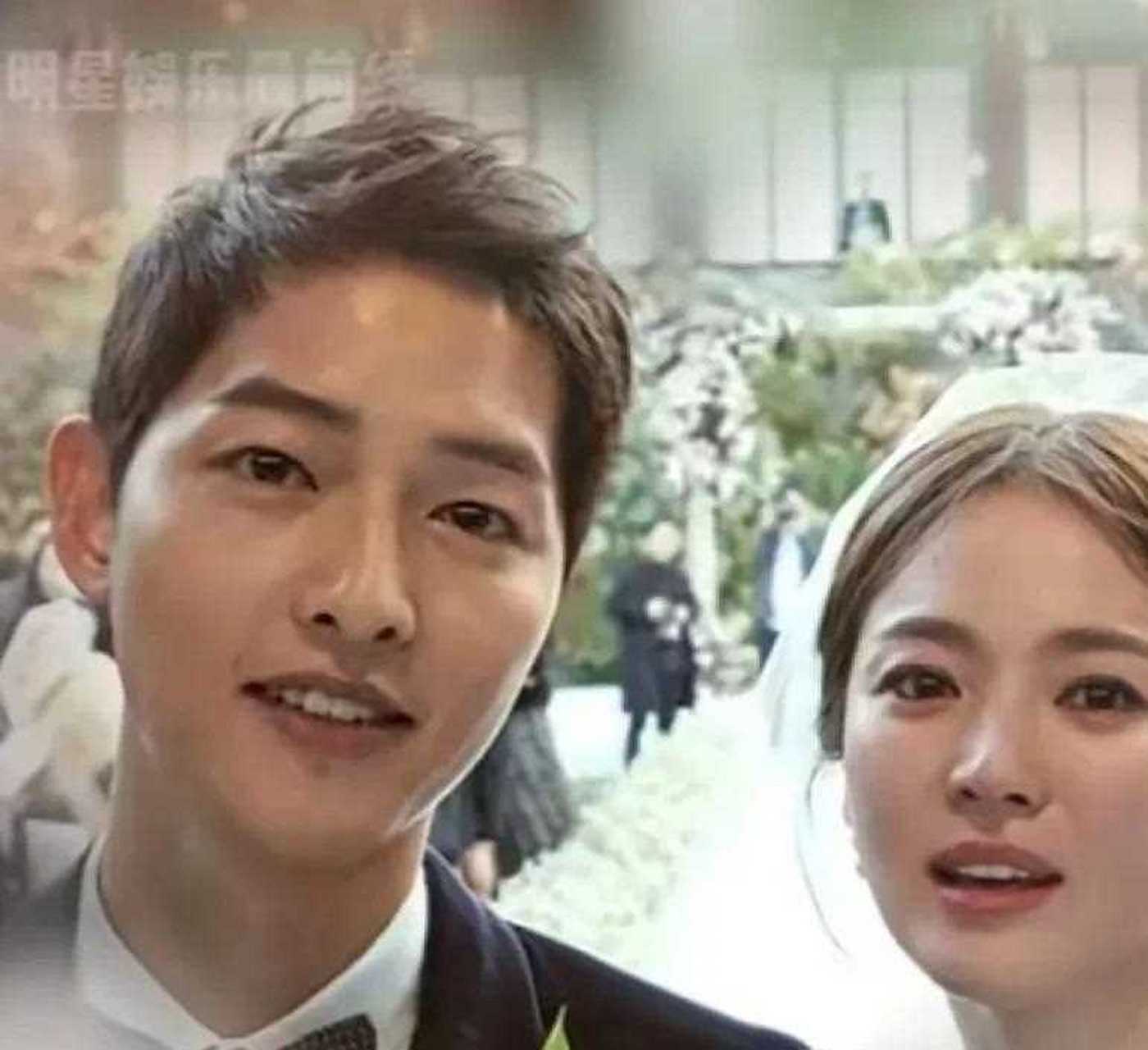 双喜临门,双宋从此be,宋仲基刚刚上次宣布有了新的女朋友,新女友是