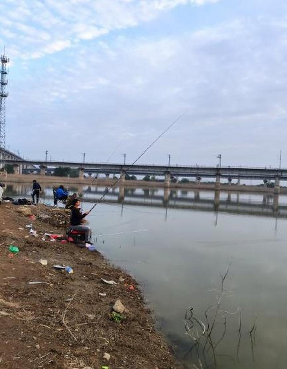 滠水河休闲野钓[三哈]