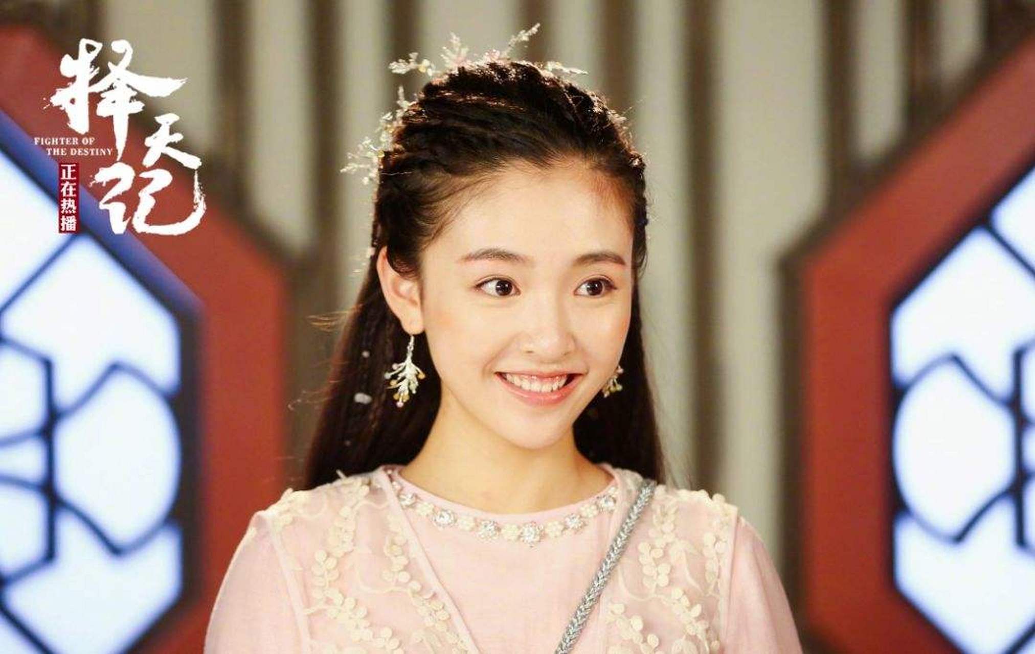 吴倩和张雨剑结婚生女后,从灵气满满的女大学生变成满脸沧桑的怨妇,在