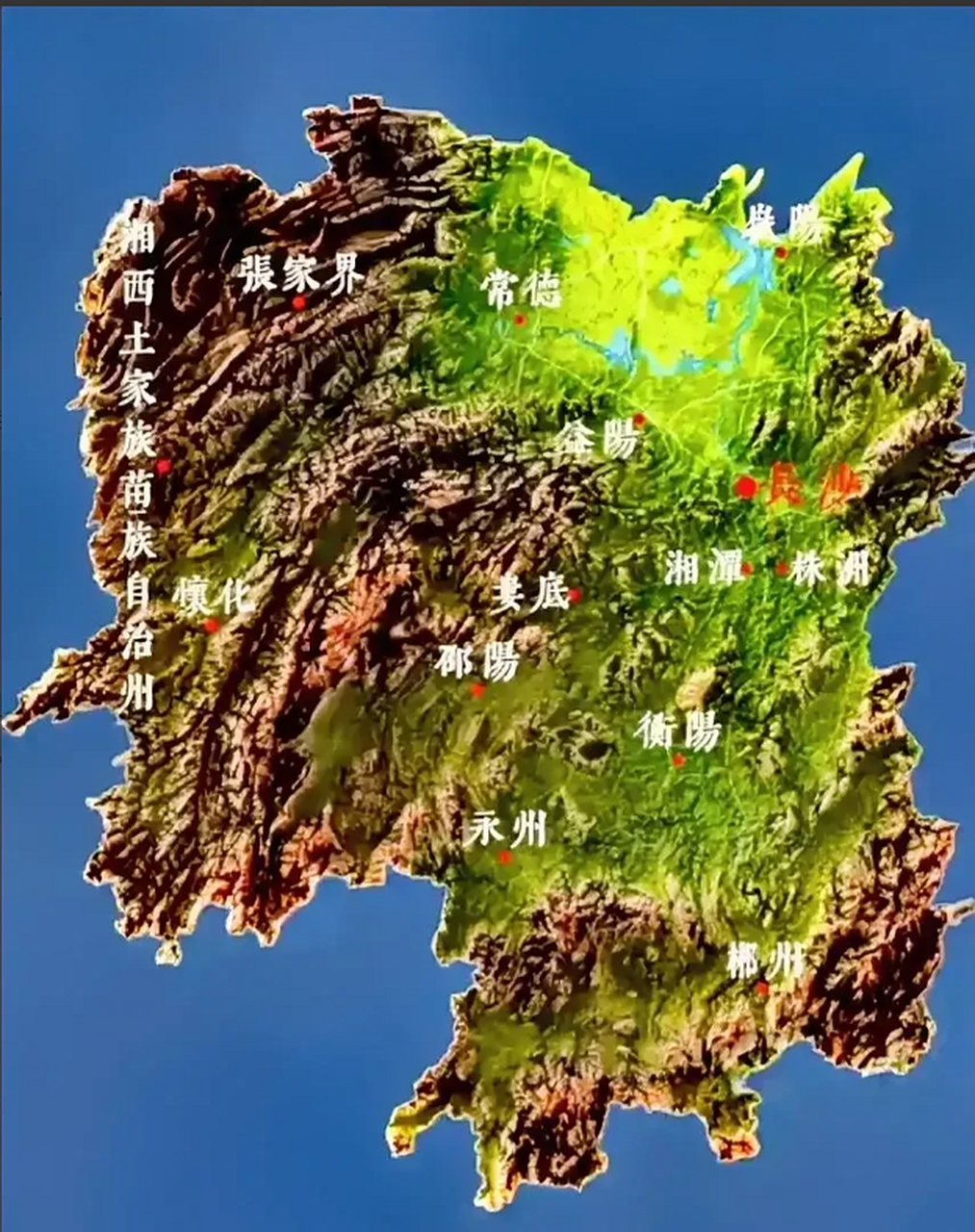 湖南地形,东南西三面群山环绕,最大的一块平原在北部,冬天冷夏天热