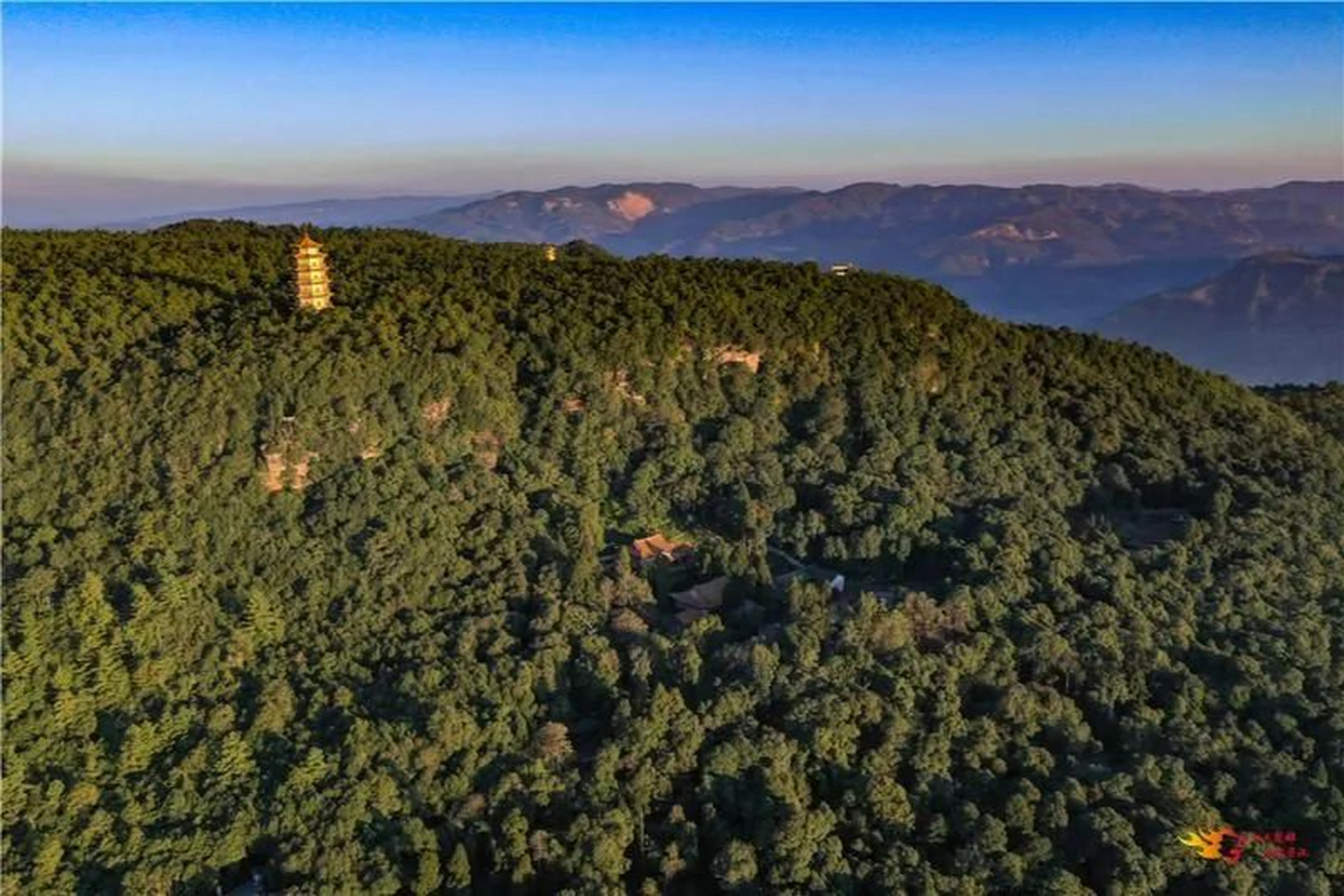 云南楚雄狮子山旅游攻略  云南楚雄的狮子山!