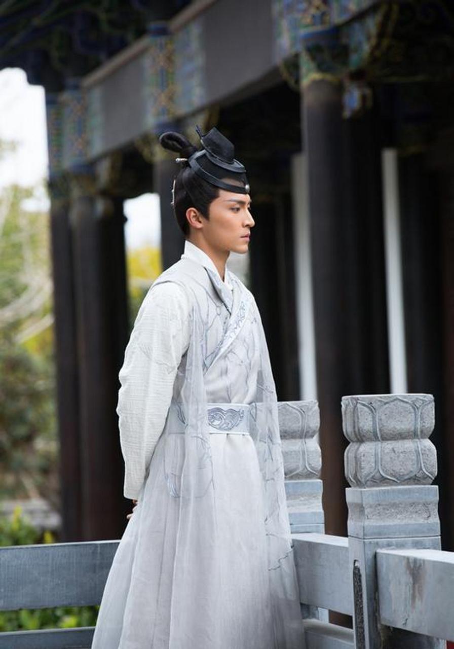 高泰宇《众王驾到》今日开播 《天龙八部》开机热度不断