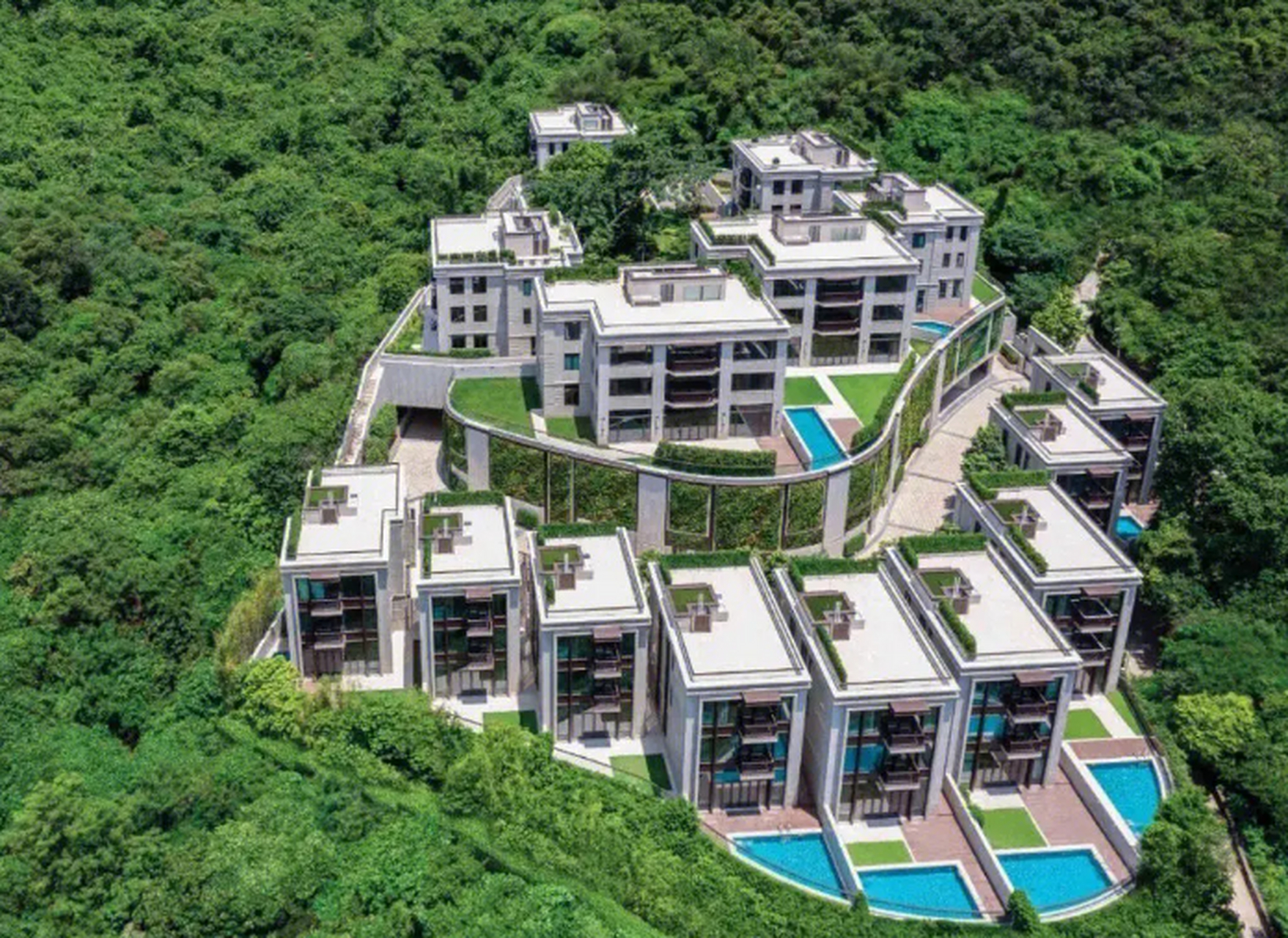 盘点全球顶级豪宅 香港·半山豪宅区 在寸土寸金的香港,普通人买房有